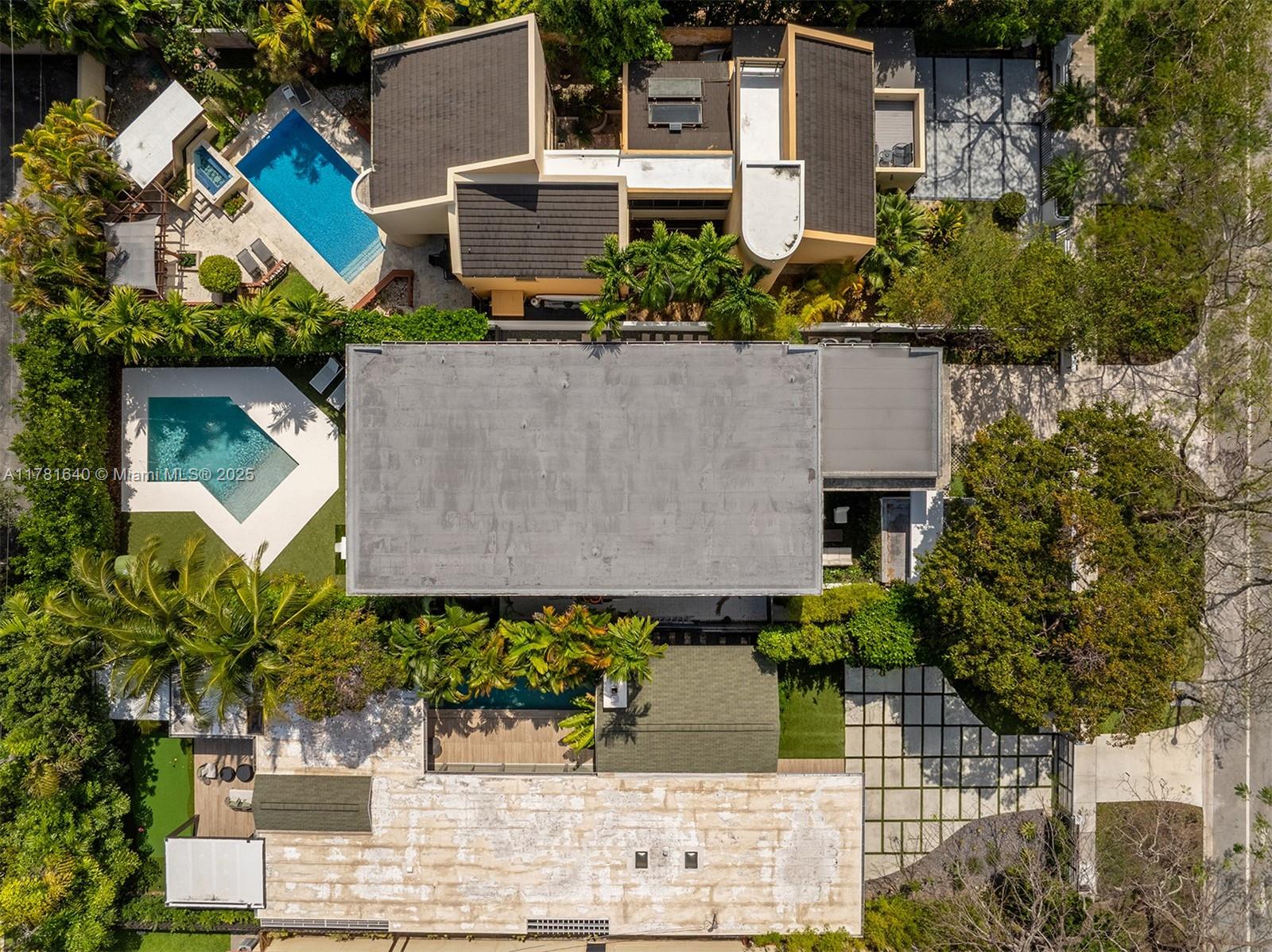 2031 S Miami Ave Miami, FL 33129