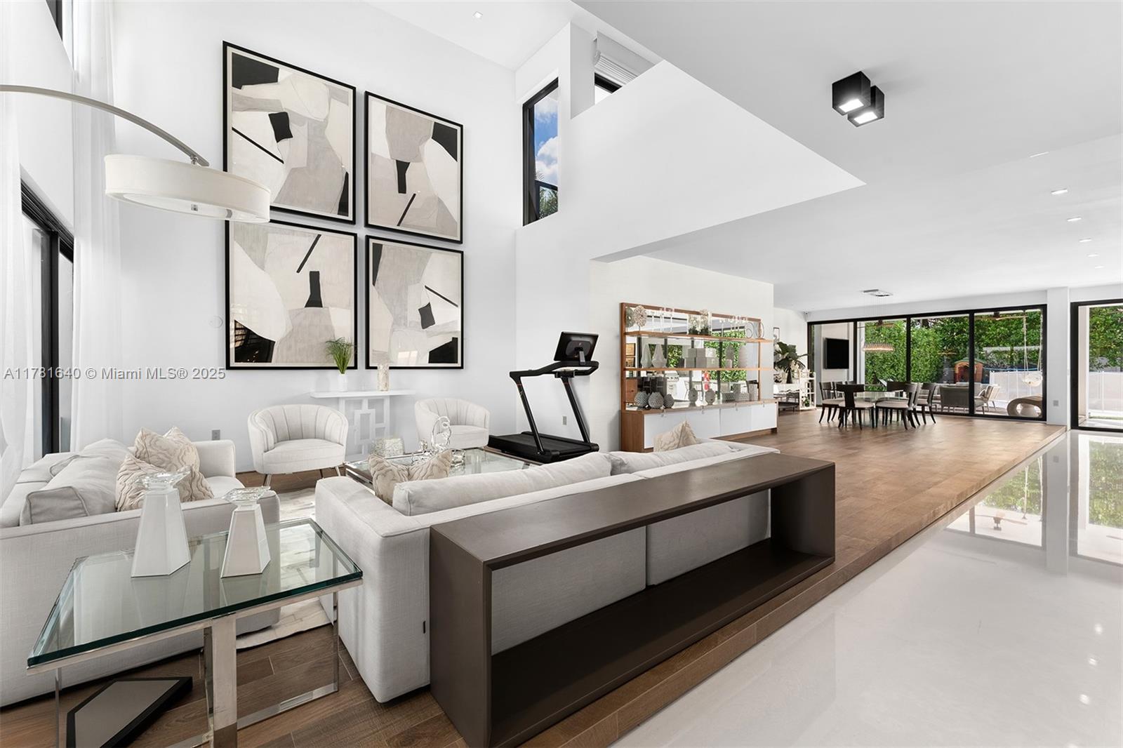 2031 S Miami Ave Miami, FL 33129