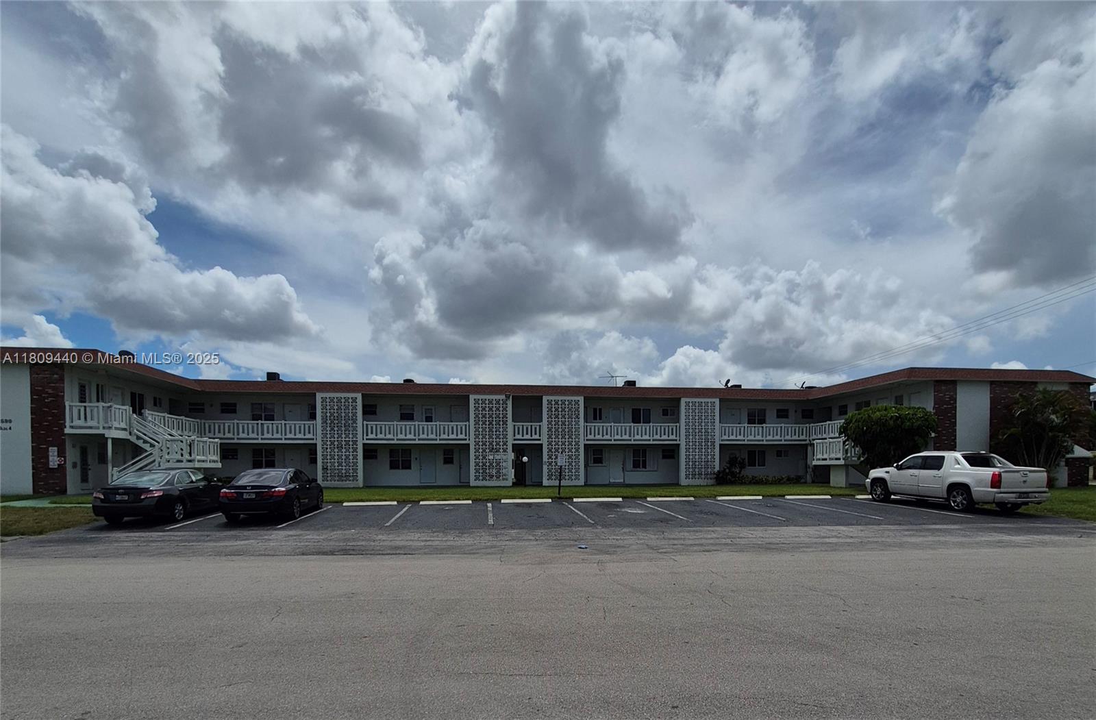 1599 NW 43rd Ave #206