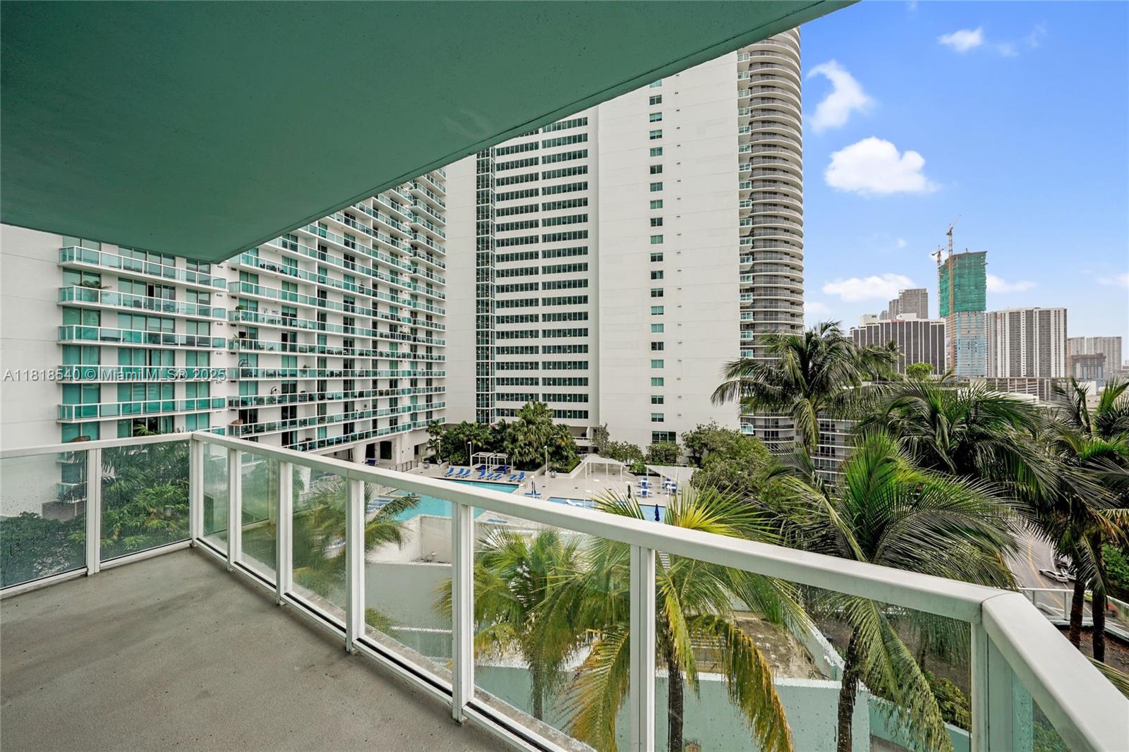 image Quantum On The Bay Condo19