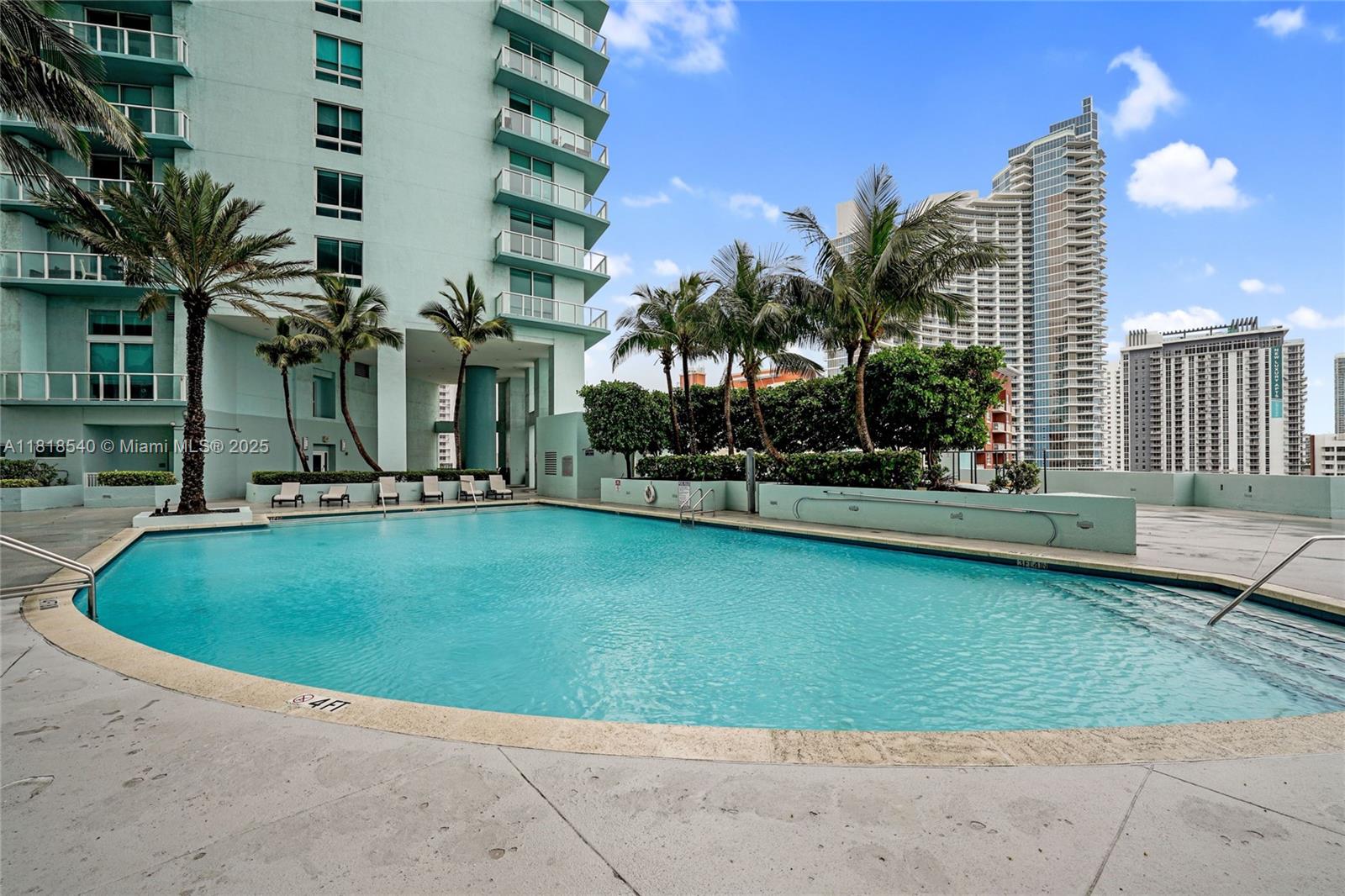 image Quantum On The Bay Condo24