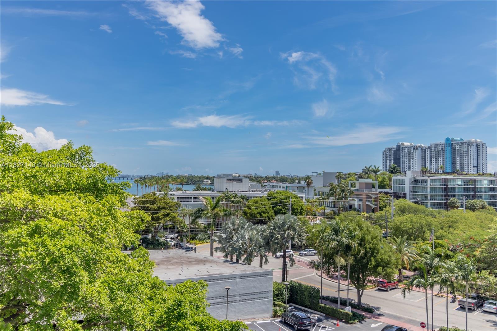 image Island Terrace Condo21
