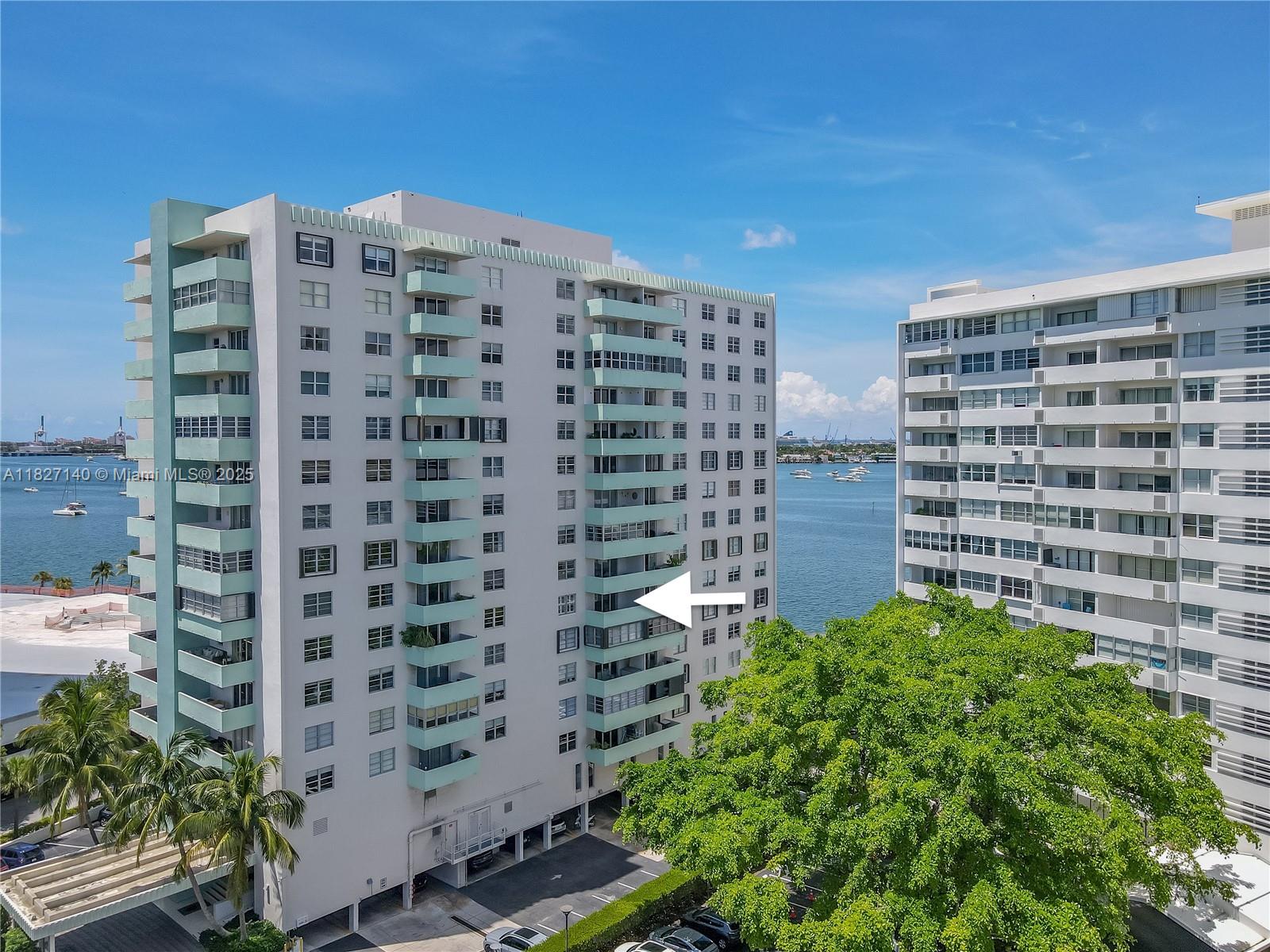 image Island Terrace Condo3