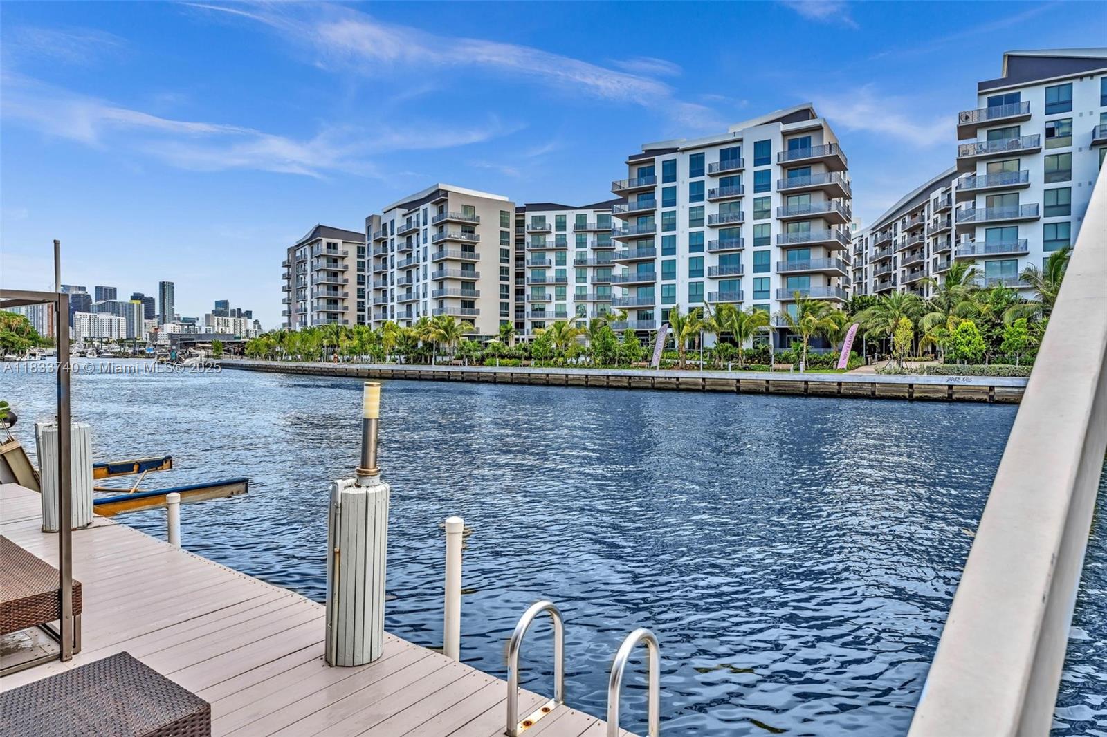 1044 NW N Riv Miami, FL 33136