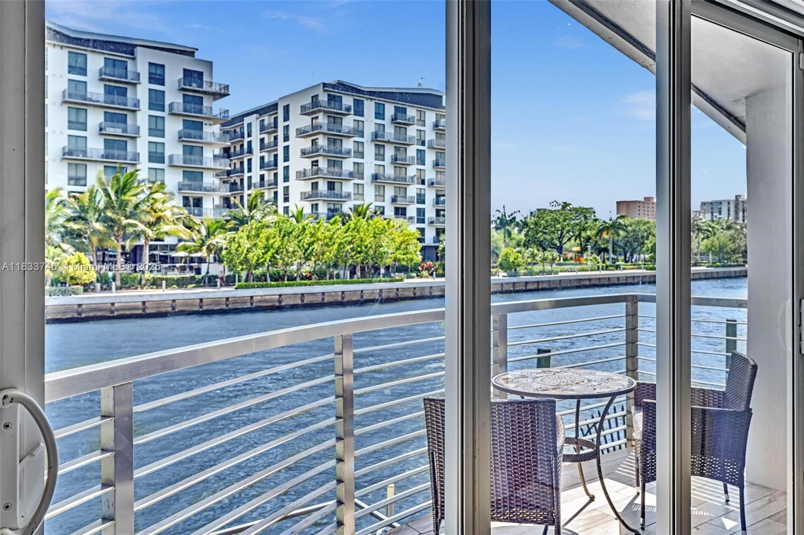 1044 NW N Riv Miami, FL 33136