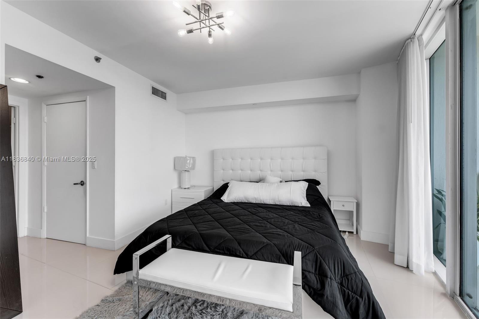 image Icon Brickell No Two9