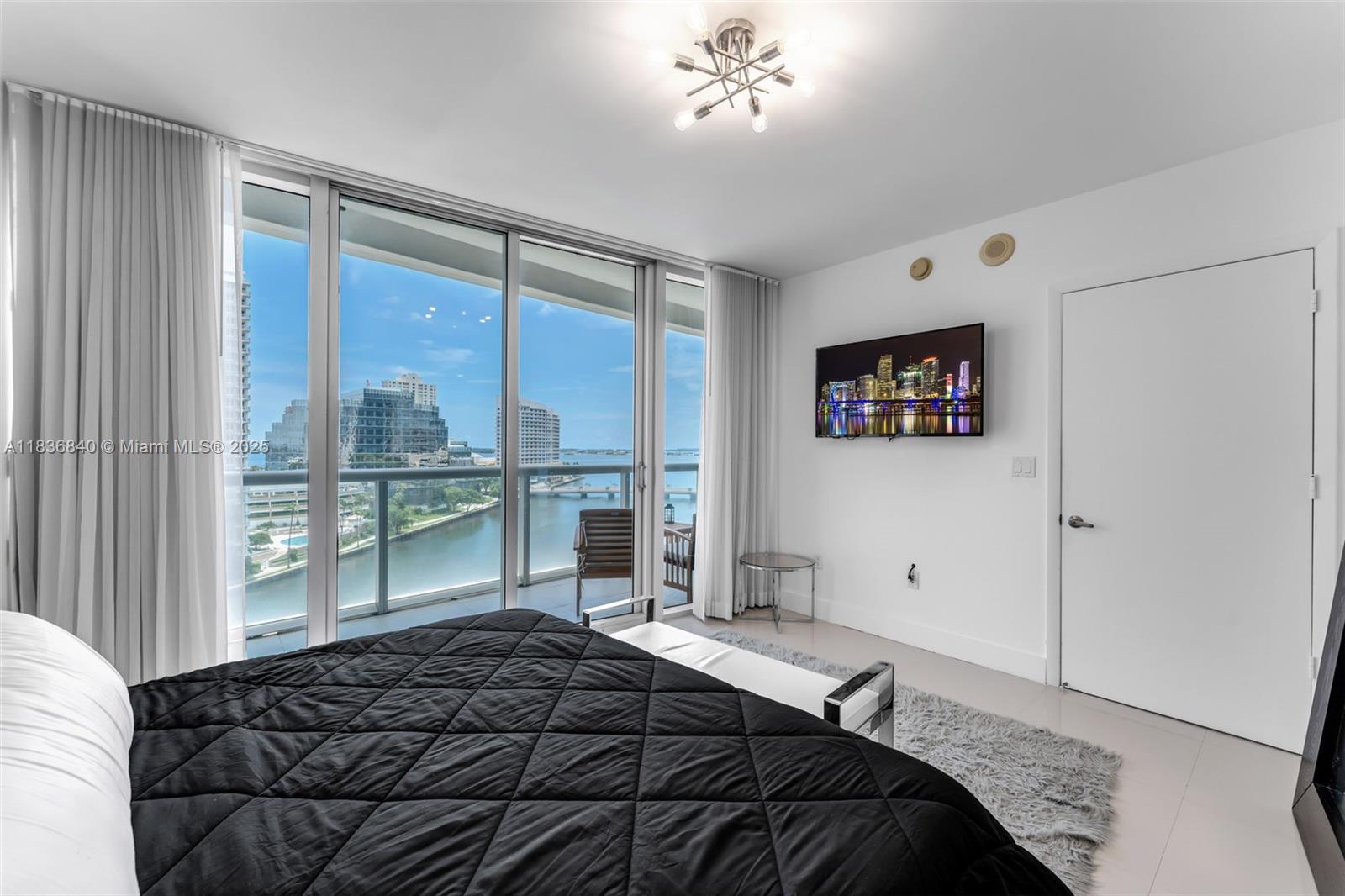 image Icon Brickell No Two10