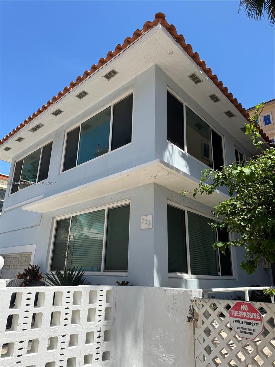 323 New Mexico St #3