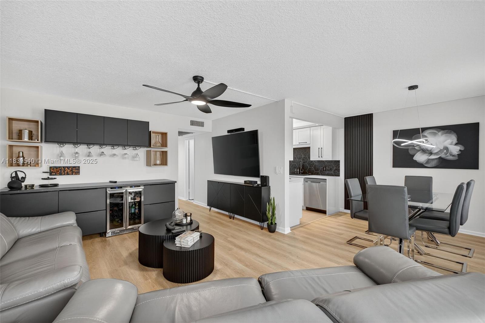 3029 Harwood D #3029