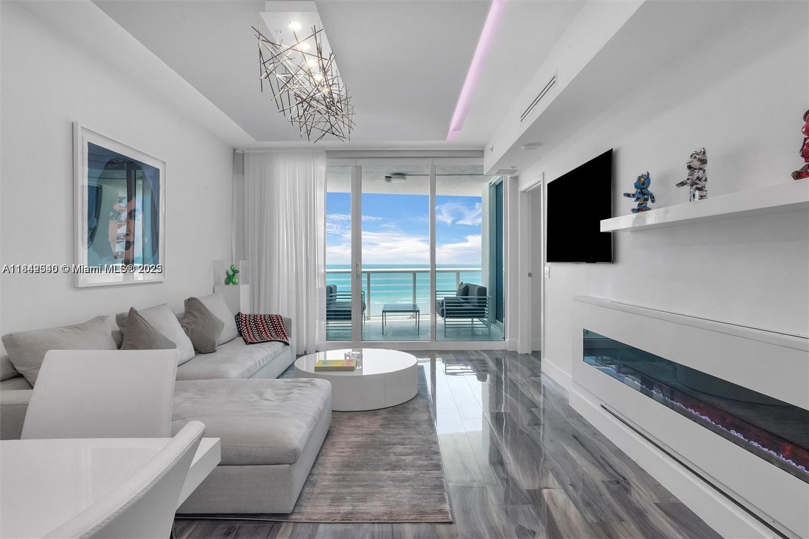 image Mosaic On Miami Beach2