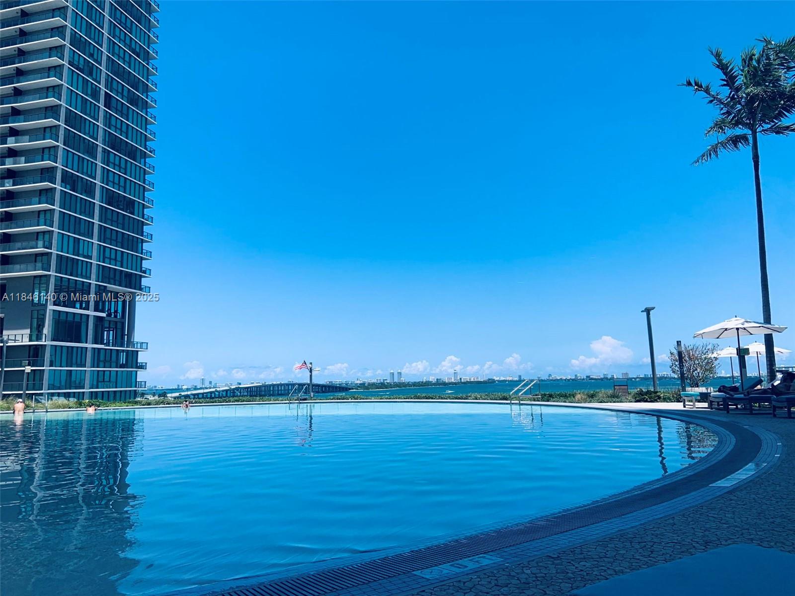 image Paraiso Bay63