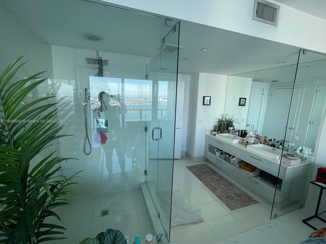 image Paraiso Bay Condo13