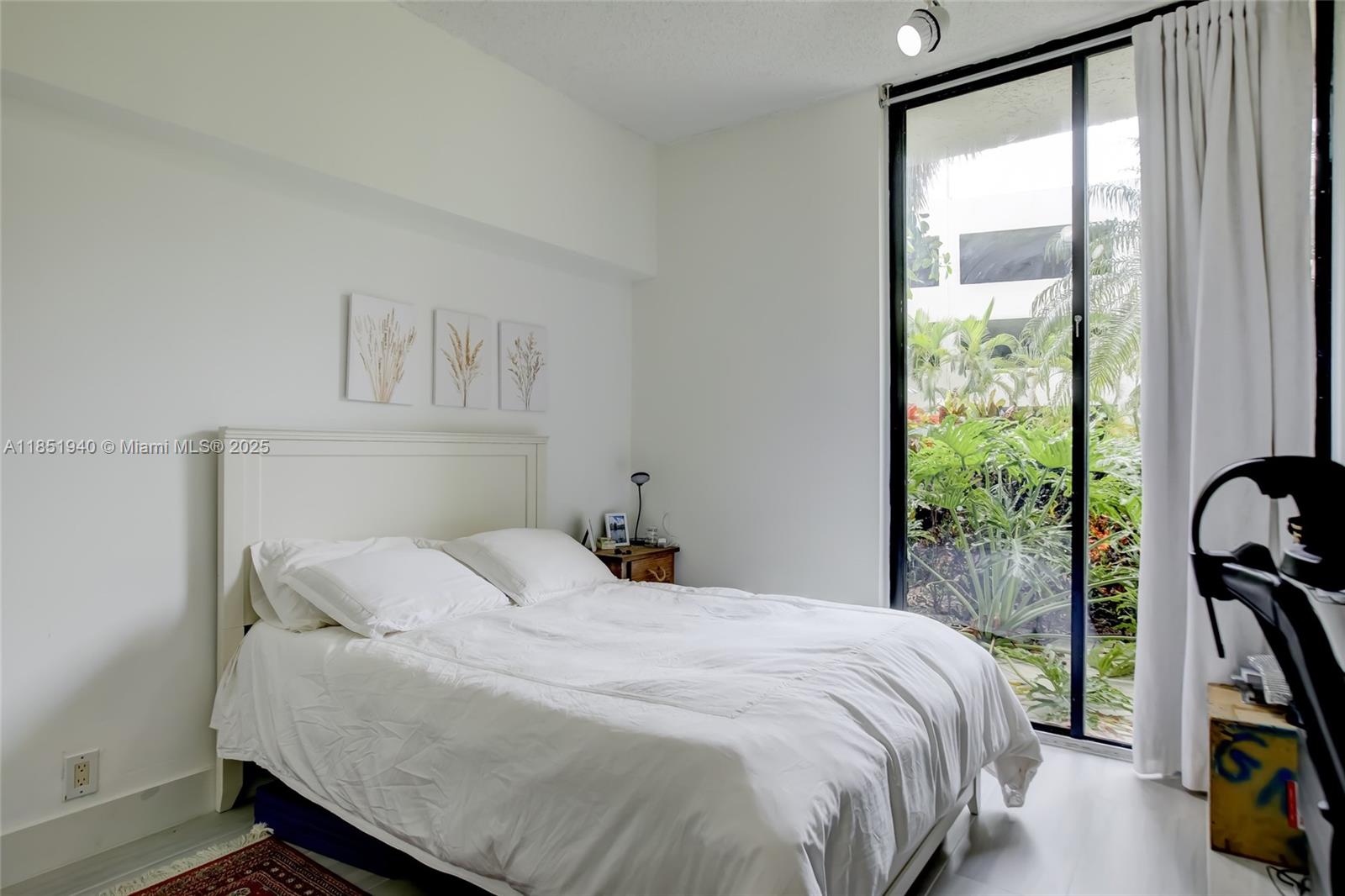 3300 NE 191st St #114 Aventura, FL 33180