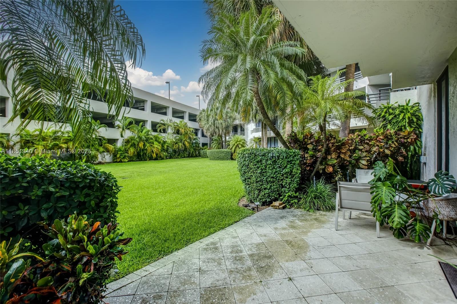 3300 NE 191st St #114 Aventura, FL 33180