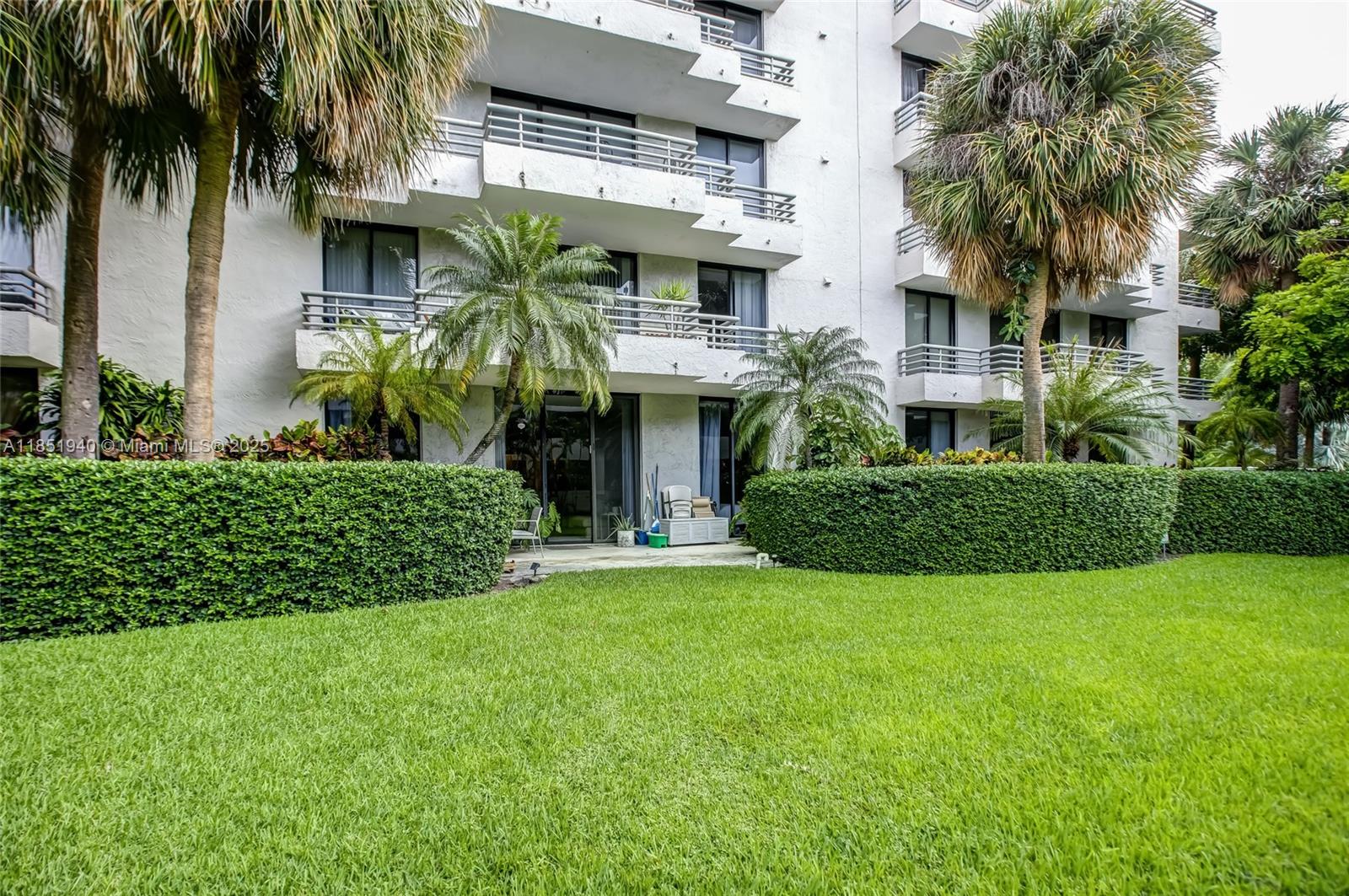 3300 NE 191st St #114 Aventura, FL 33180