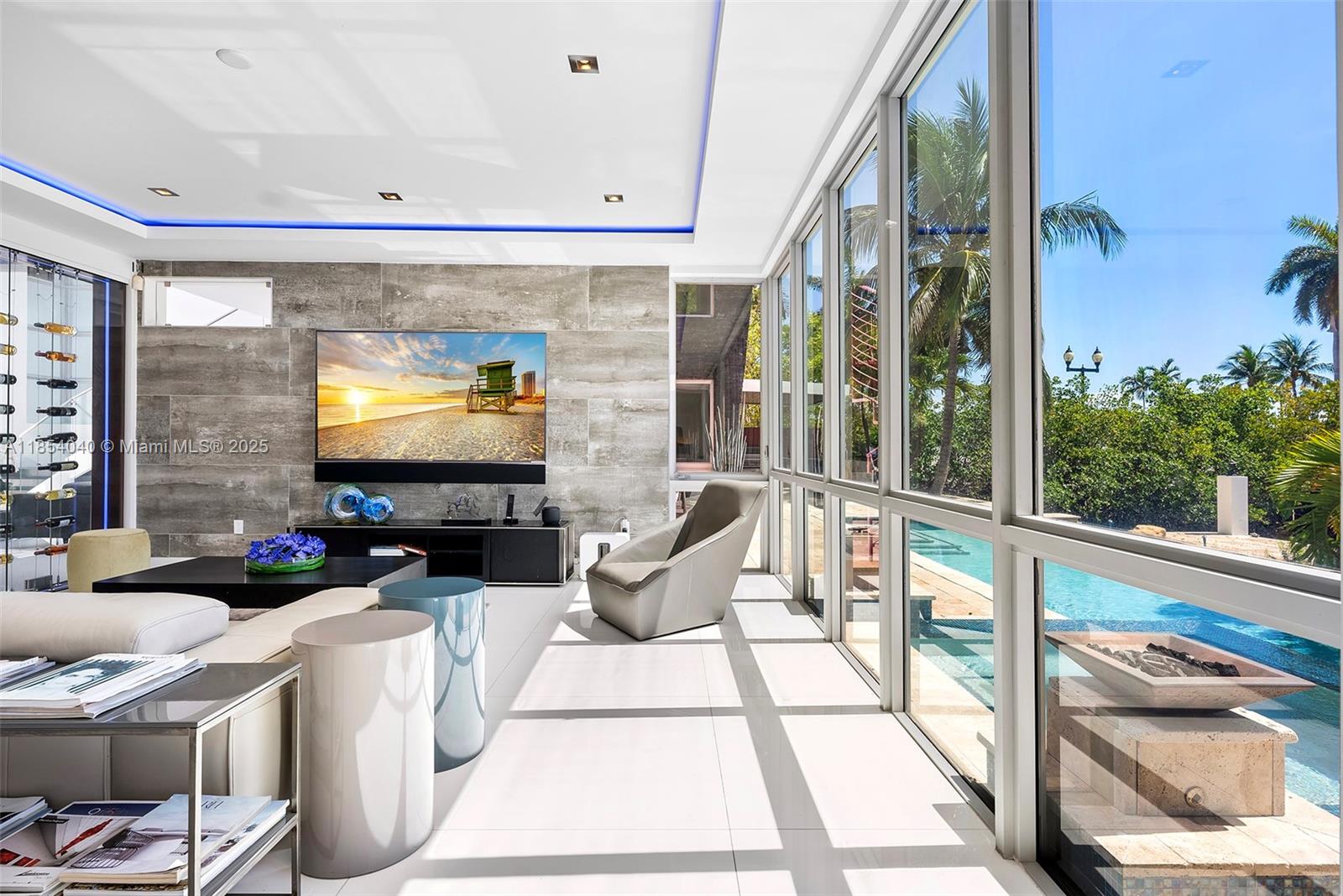 300 Royal Plz Dr Fort Lauderdale, FL 33301