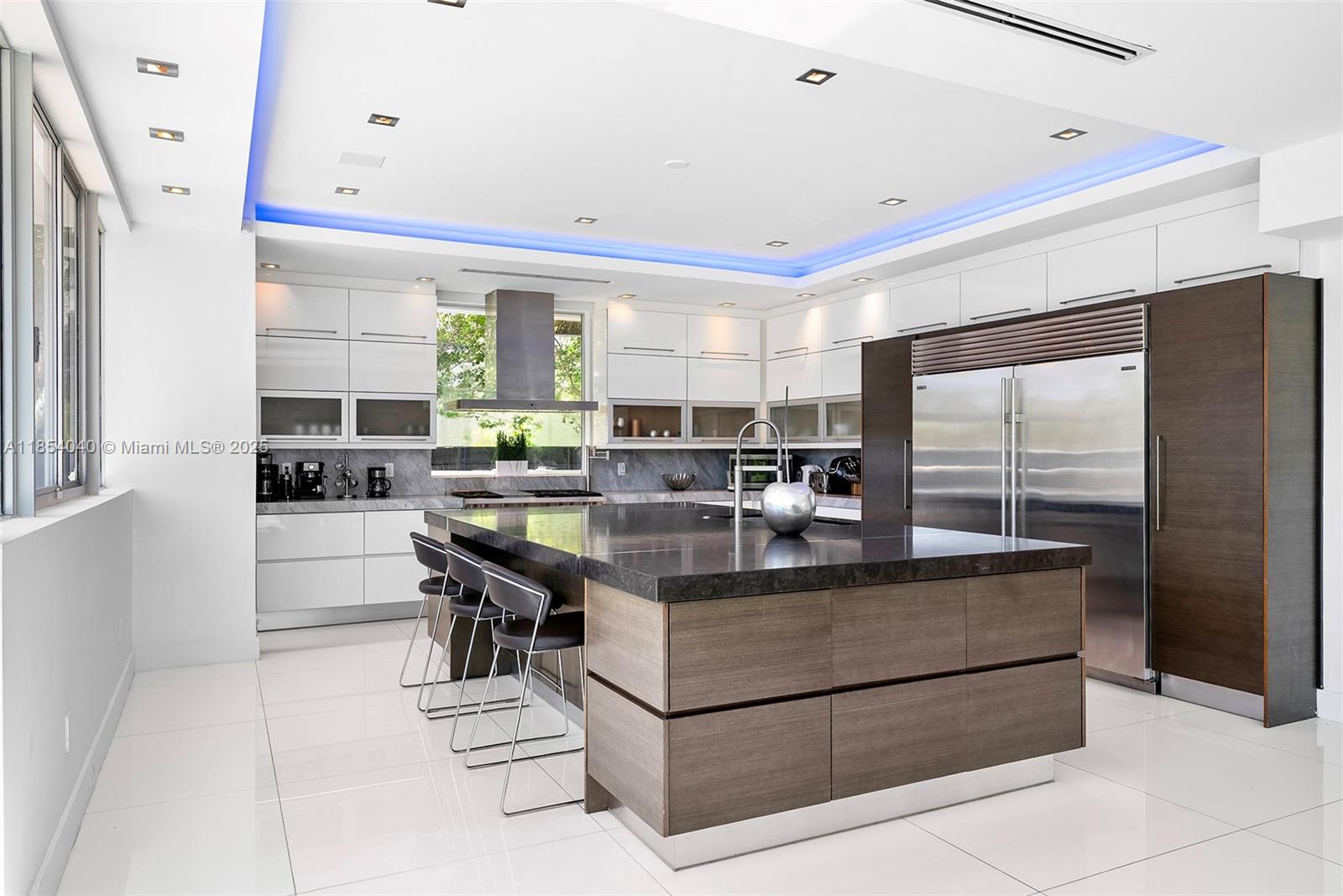 300 Royal Plz Dr Fort Lauderdale, FL 33301