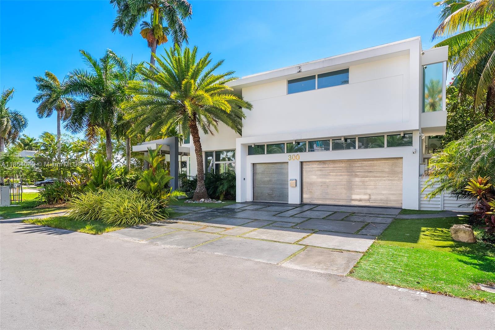 300 Royal Plz Dr Fort Lauderdale, FL 33301