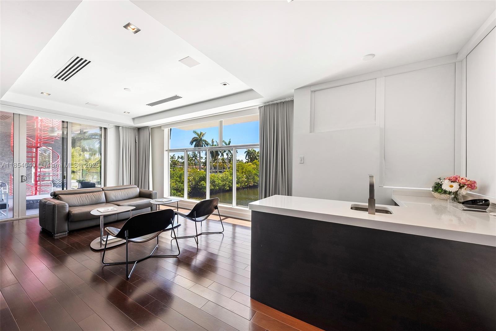 300 Royal Plz Dr Fort Lauderdale, FL 33301