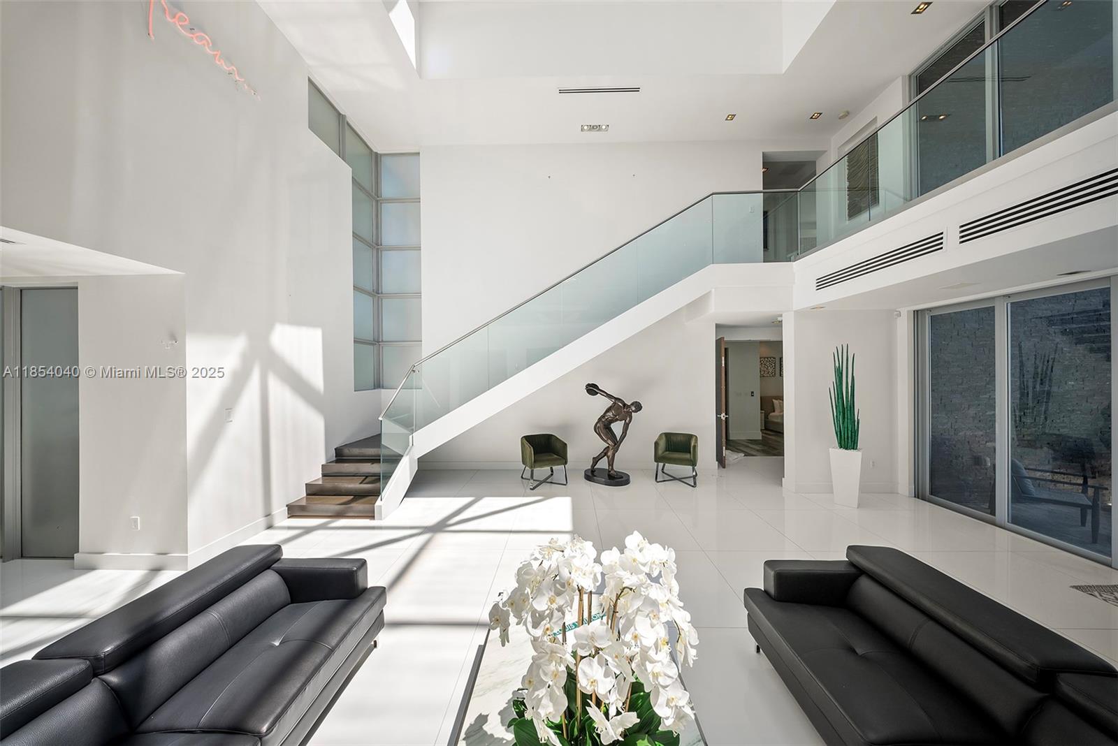 300 Royal Plz Dr Fort Lauderdale, FL 33301