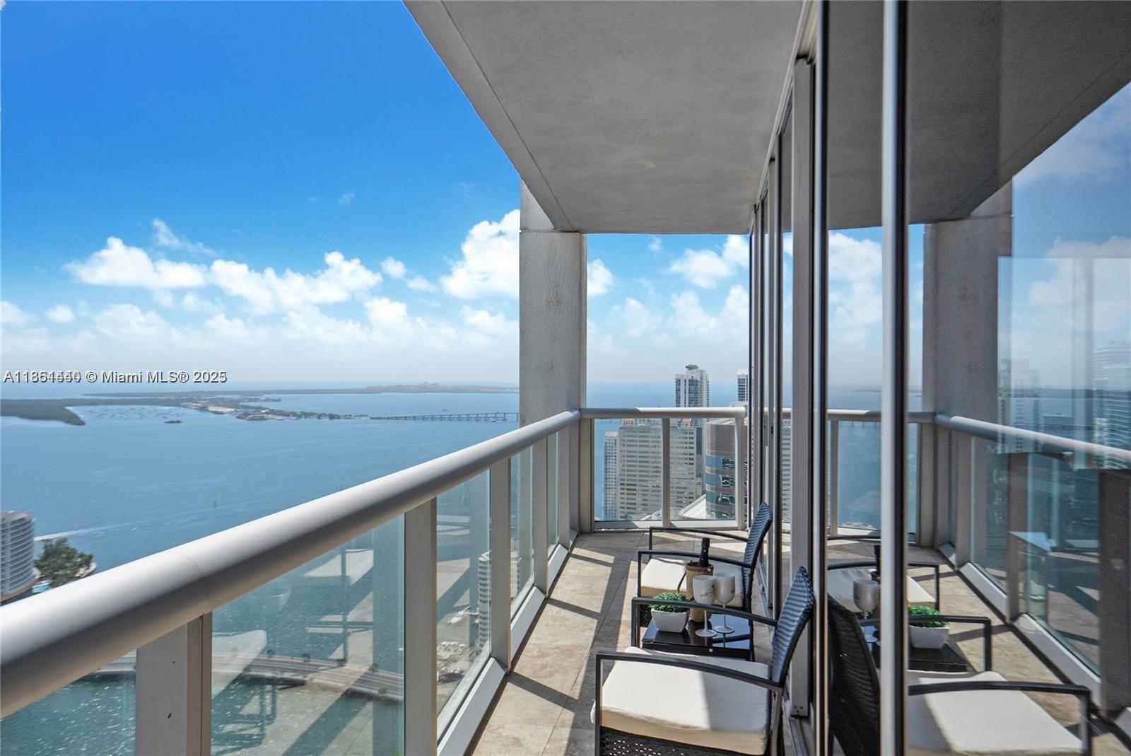 image Icon Brickell W Tower14