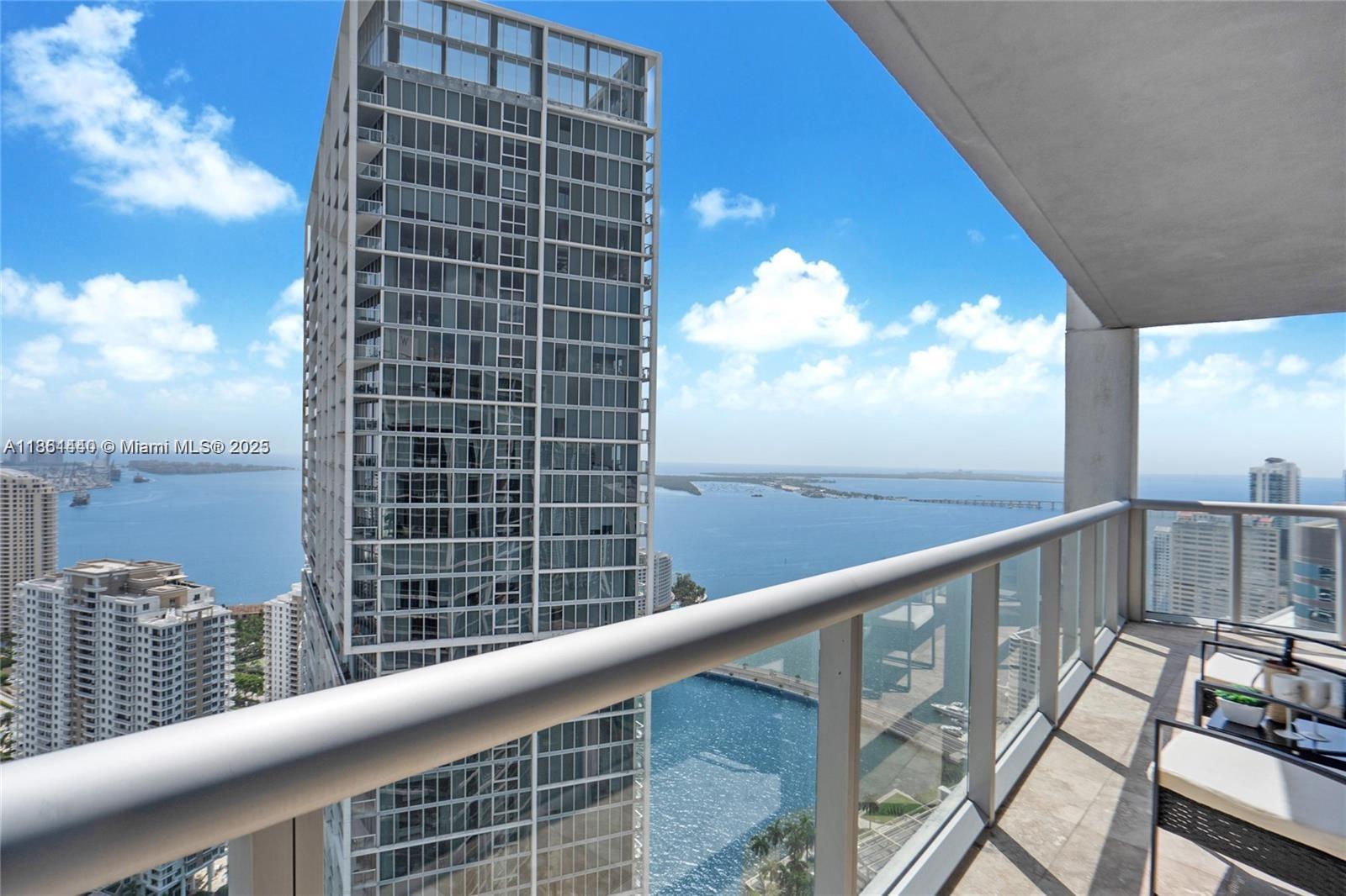 image Icon Brickell W Tower15