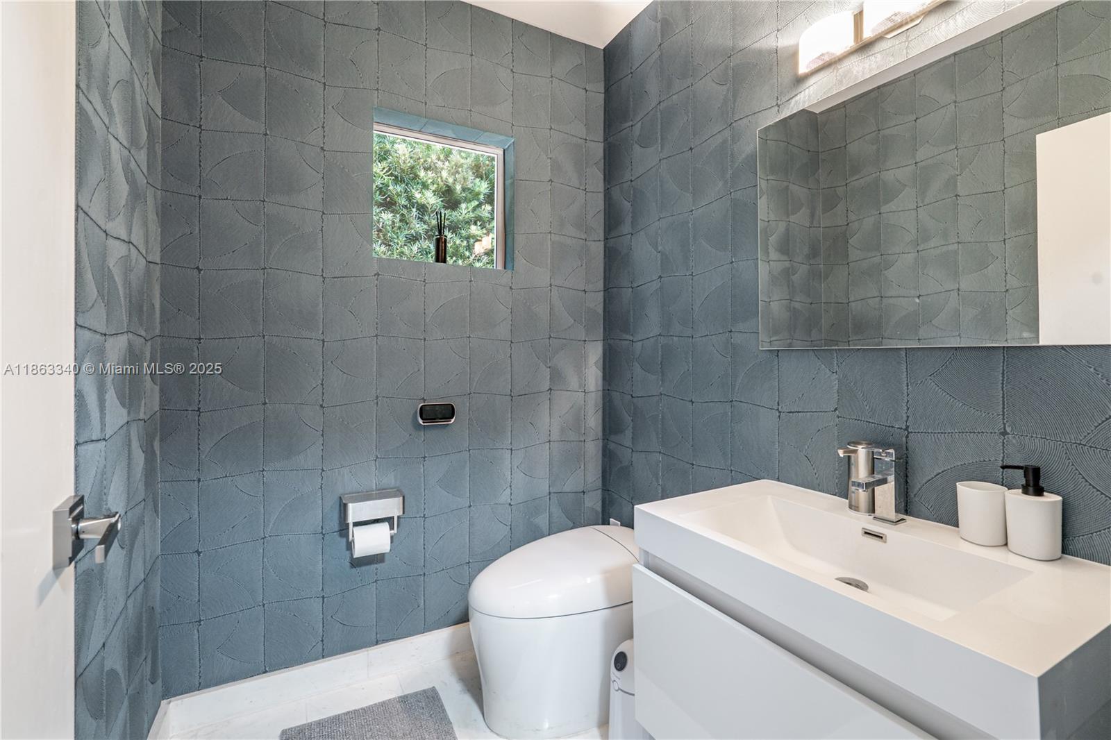 5978 Alton Rd Miami Beach, FL 33140