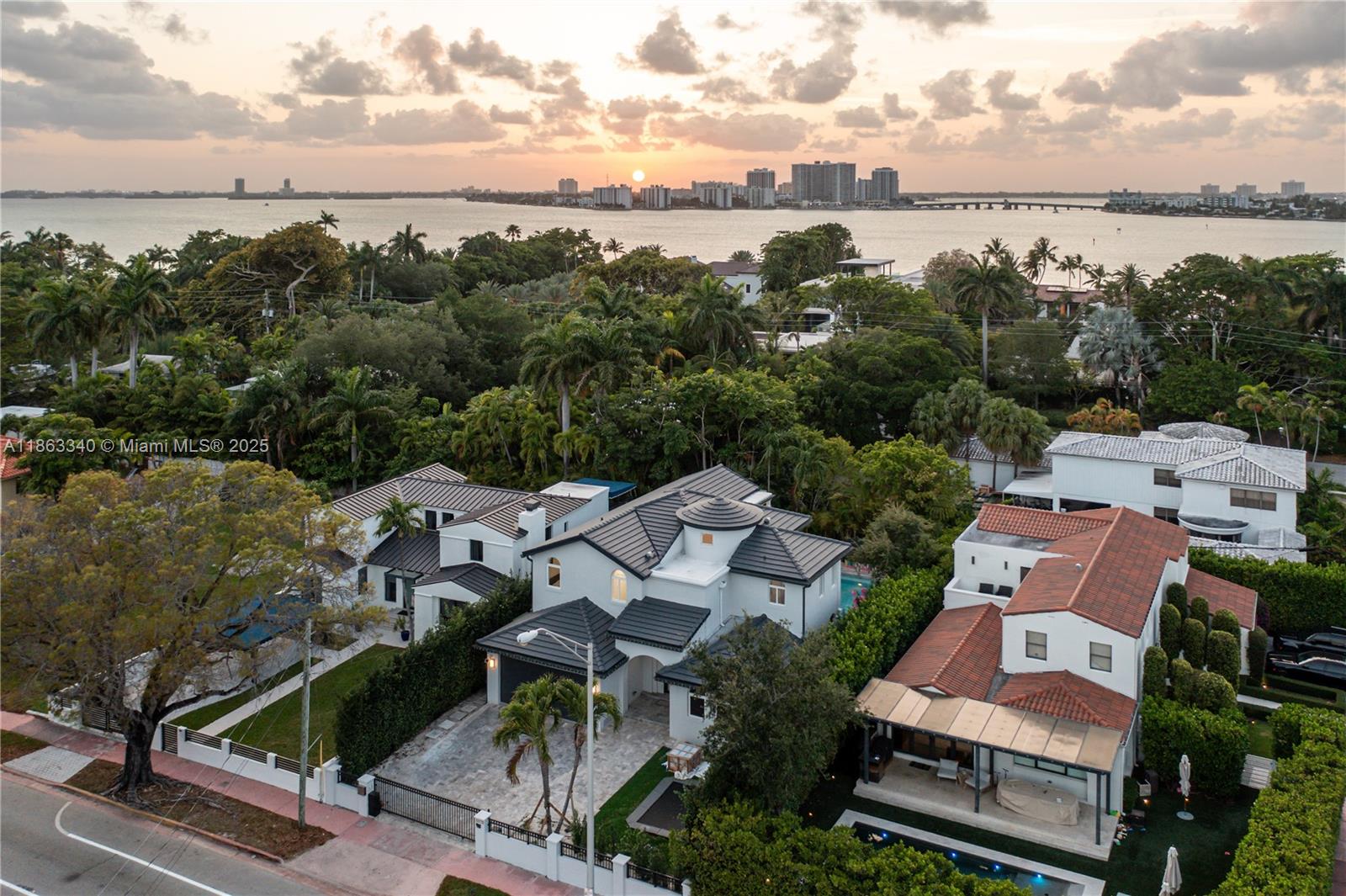 5978 Alton Rd Miami Beach, FL 33140