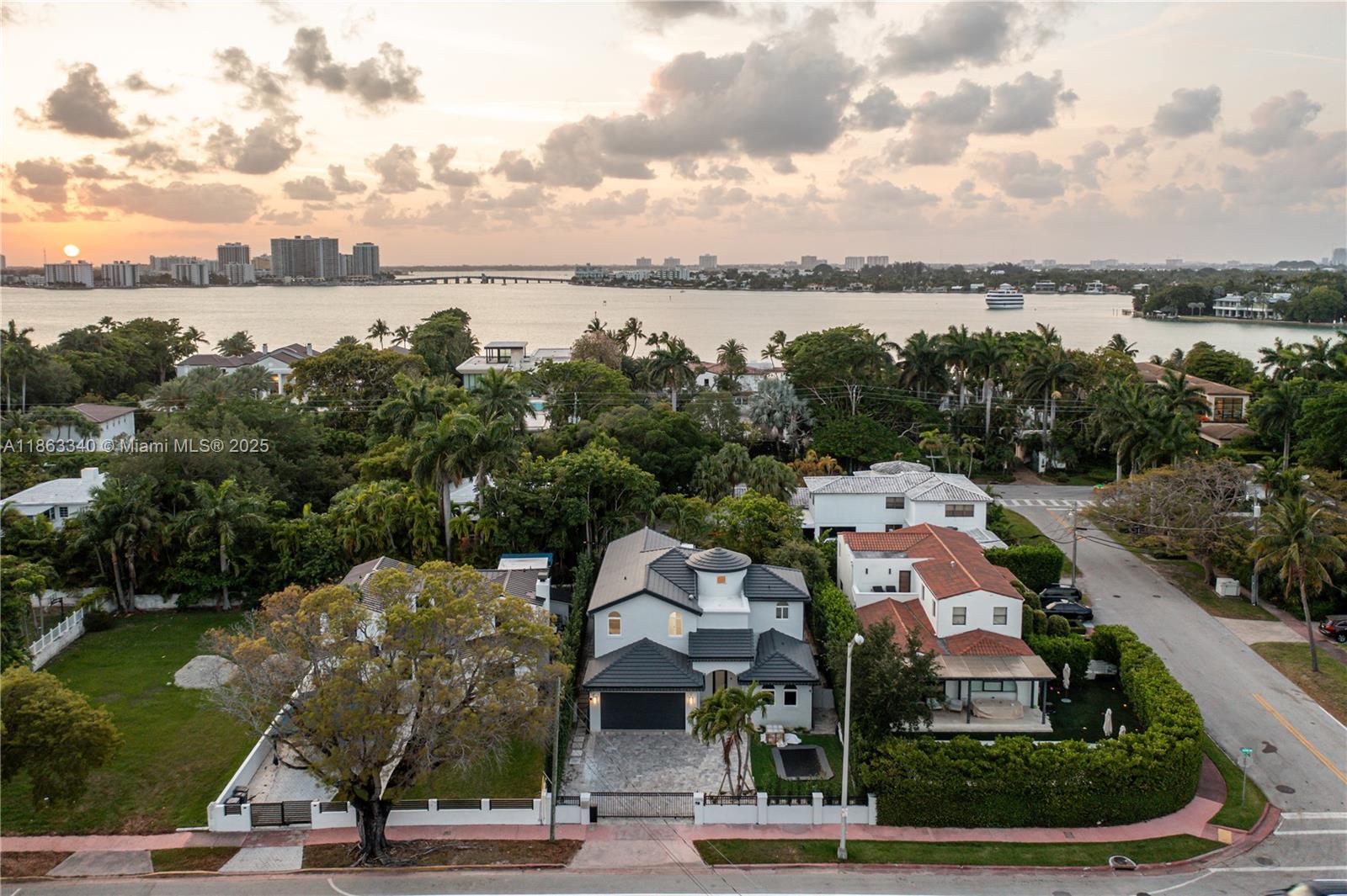 5978 Alton Rd Miami Beach, FL 33140