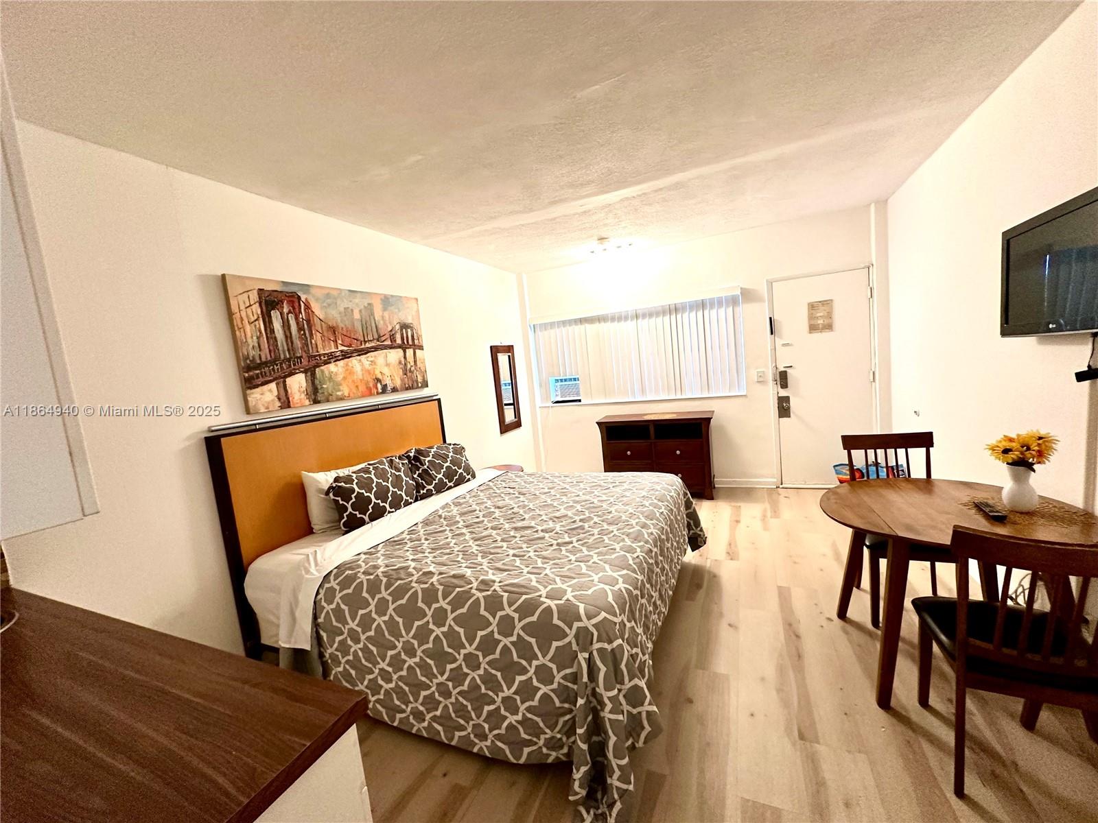 26 Diplomat Pkwy #2325
