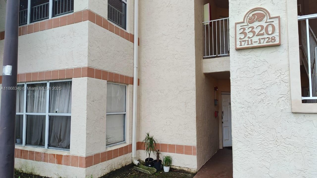 3320 N Pinewalk Dr N #1715