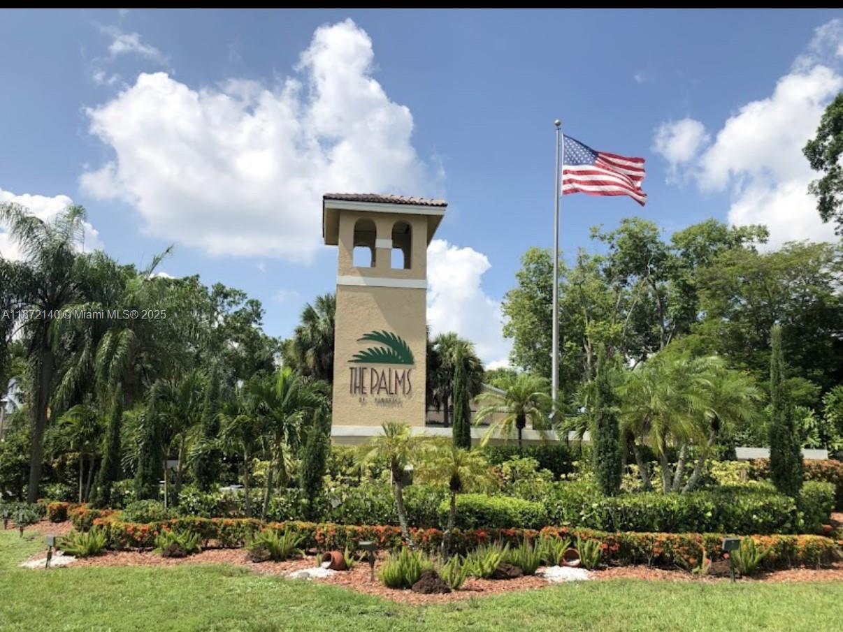 350 W Palm Cir W #102
