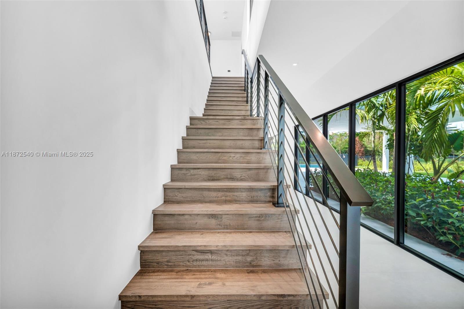 16740 N Botaniko Dr N Weston, FL 33326