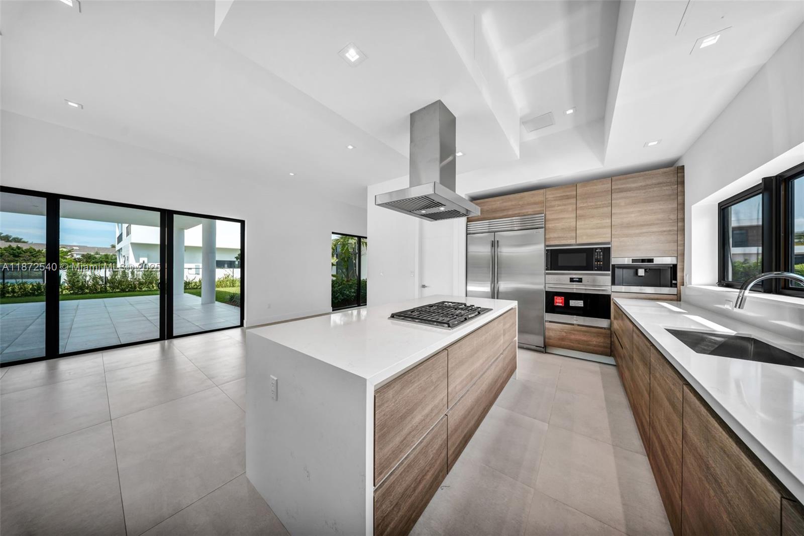 16740 N Botaniko Dr N Weston, FL 33326