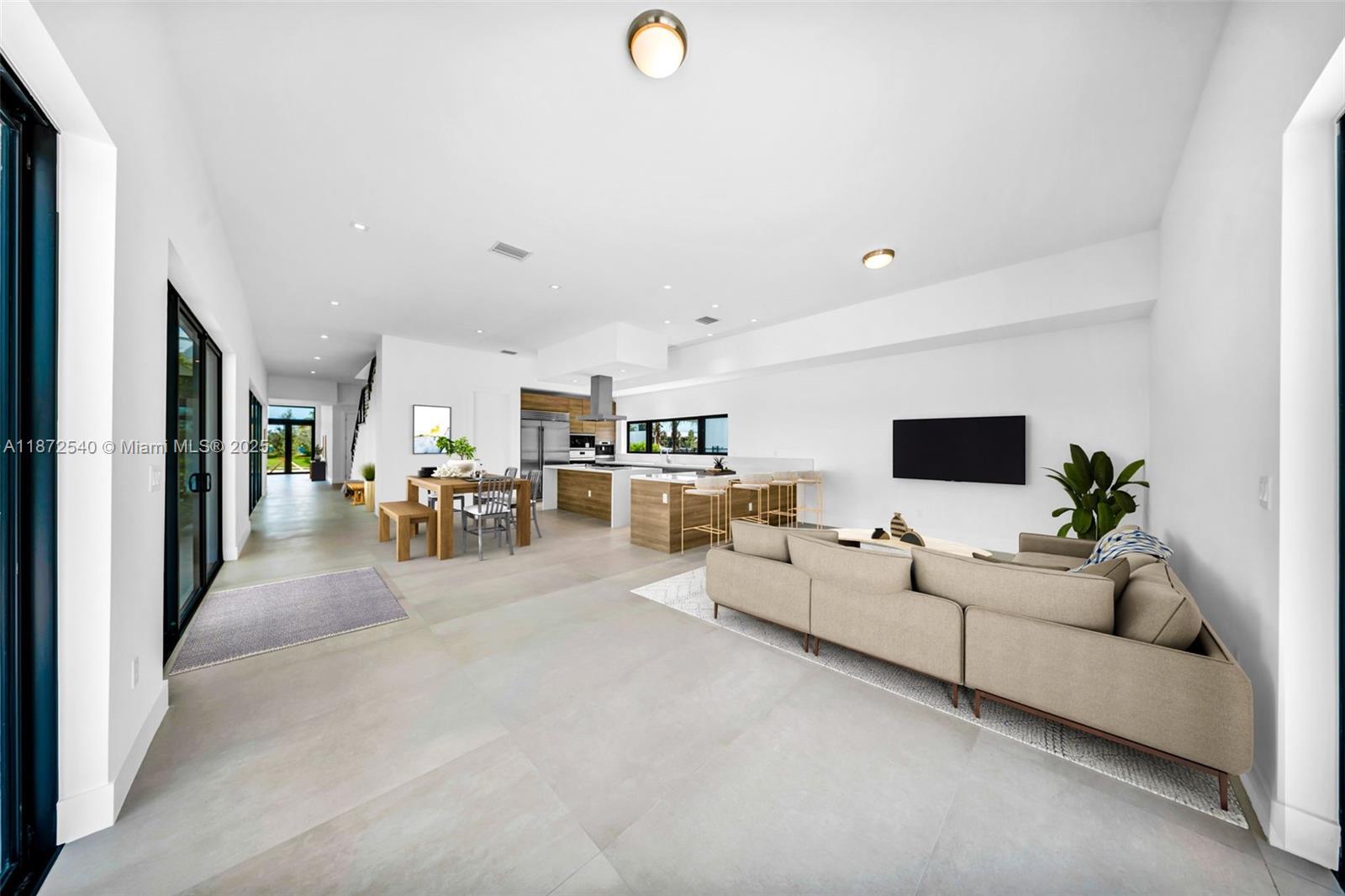 16740 N Botaniko Dr N Weston, FL 33326