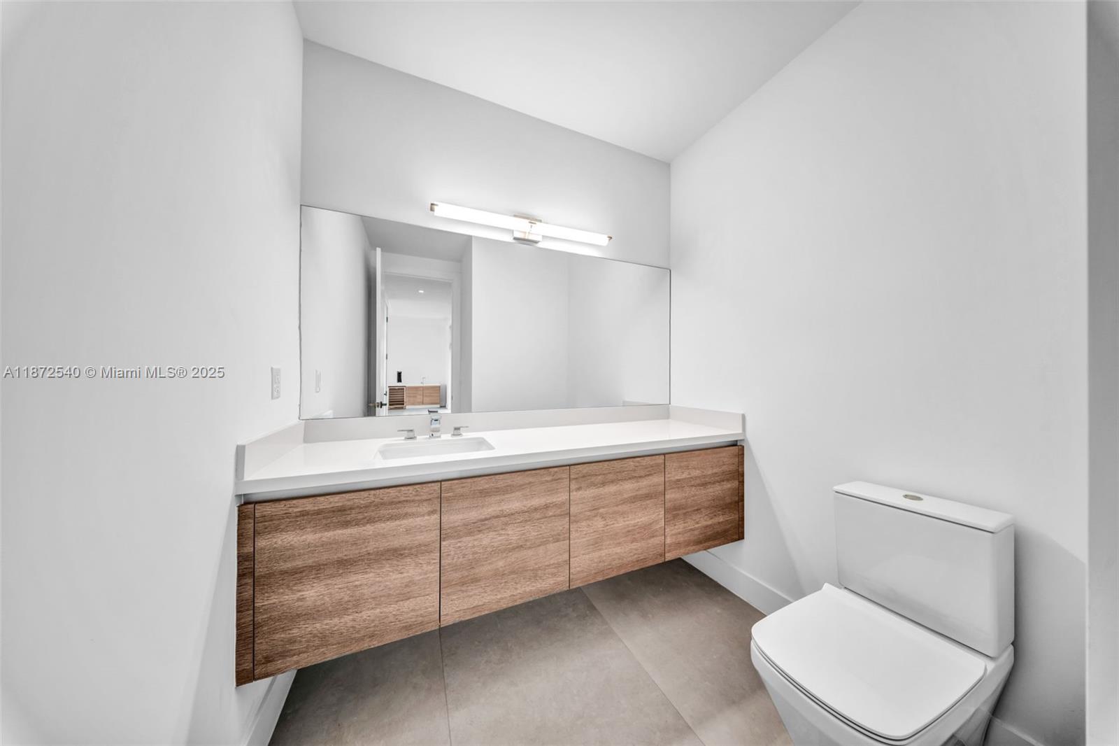 16740 N Botaniko Dr N Weston, FL 33326