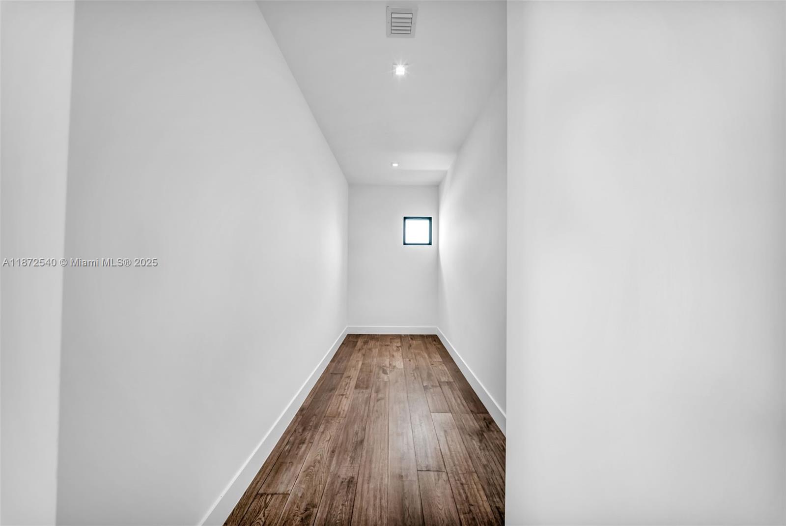 16740 N Botaniko Dr N Weston, FL 33326