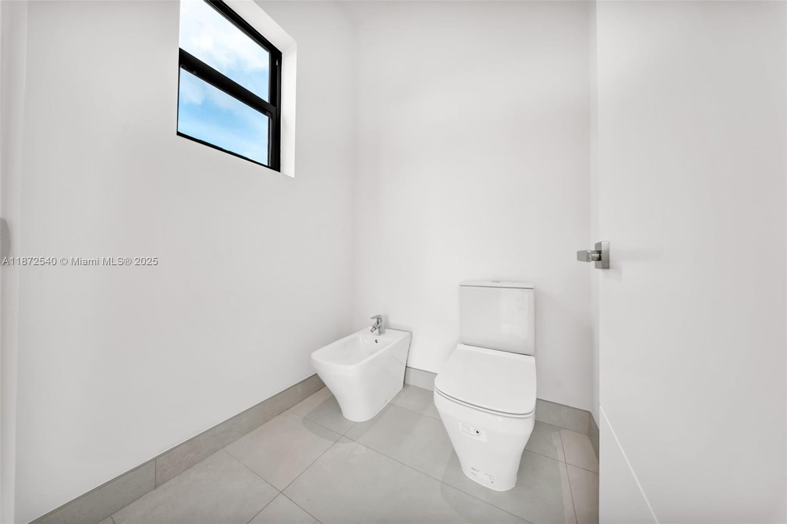 16740 N Botaniko Dr N Weston, FL 33326