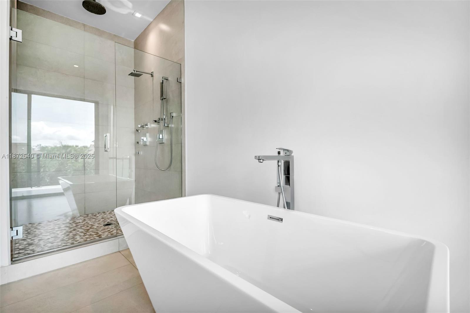 16740 N Botaniko Dr N Weston, FL 33326