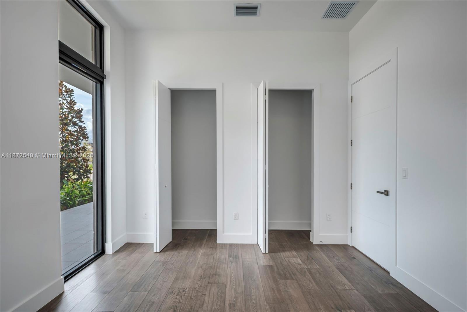 16740 N Botaniko Dr N Weston, FL 33326