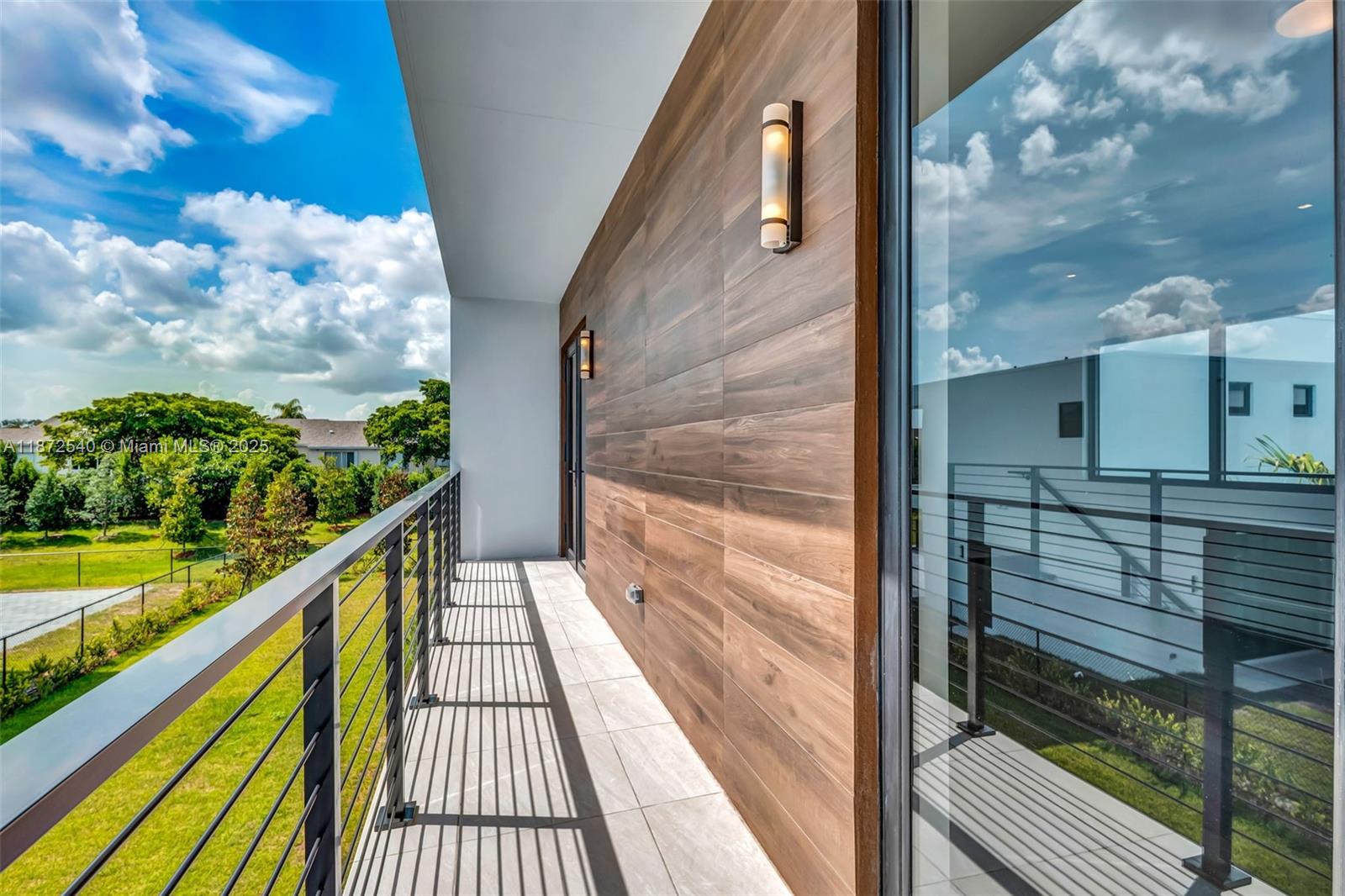 16740 N Botaniko Dr N Weston, FL 33326