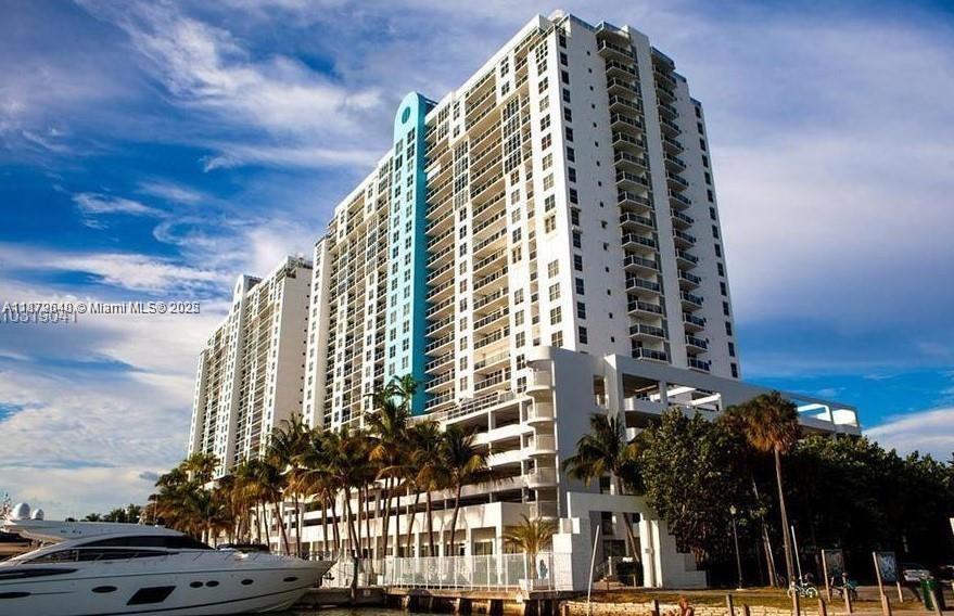 1800 Sunset Harbour Dr #1109