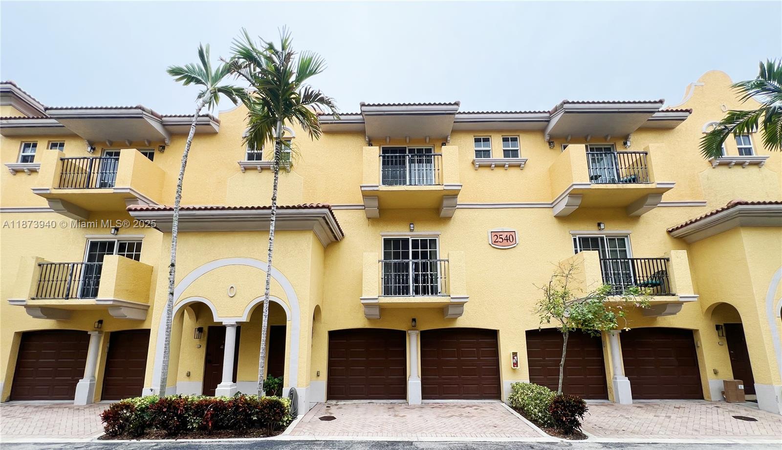 2540 SW 14th Ave #203