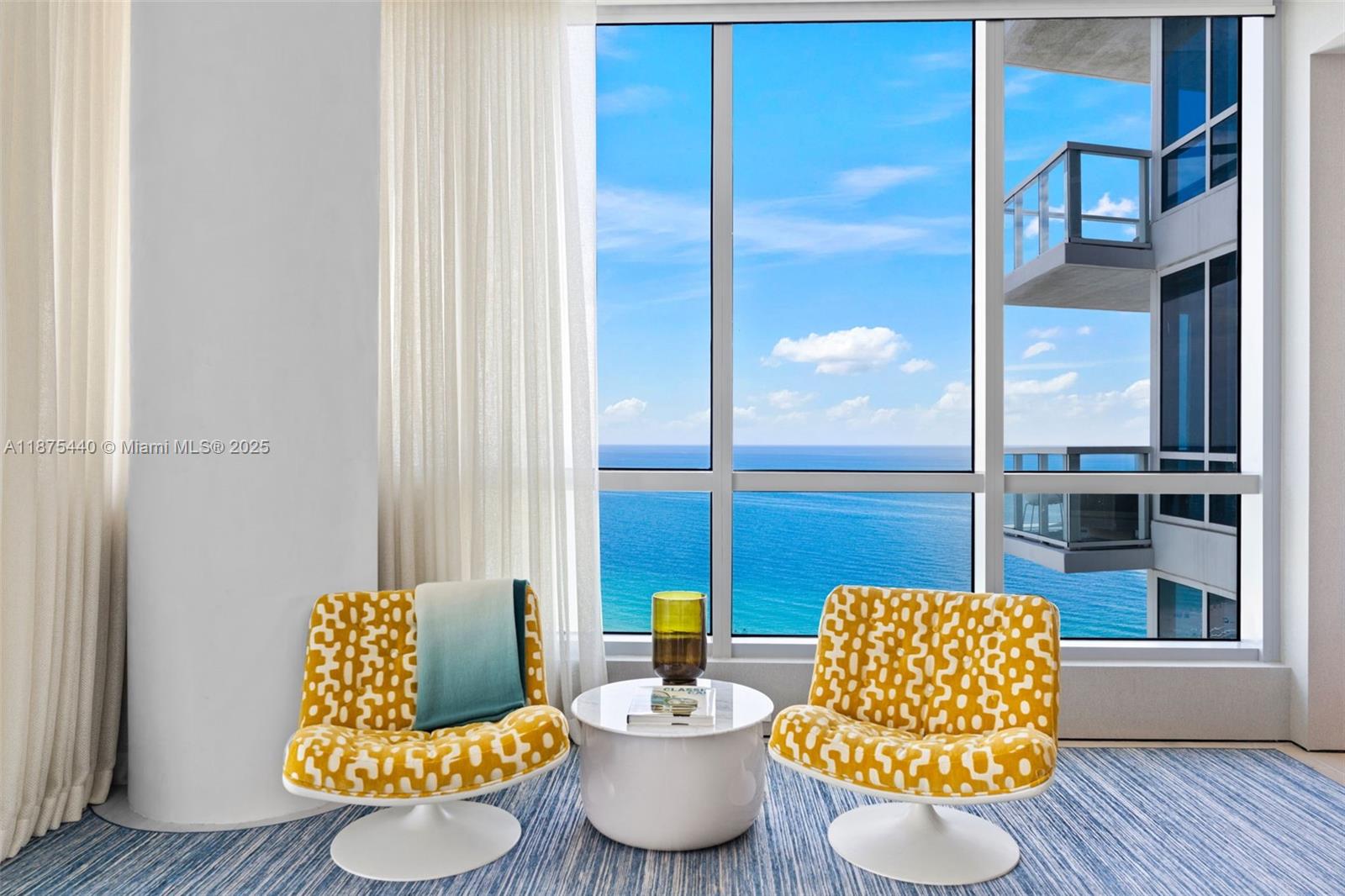 image Continuum On South Beach20