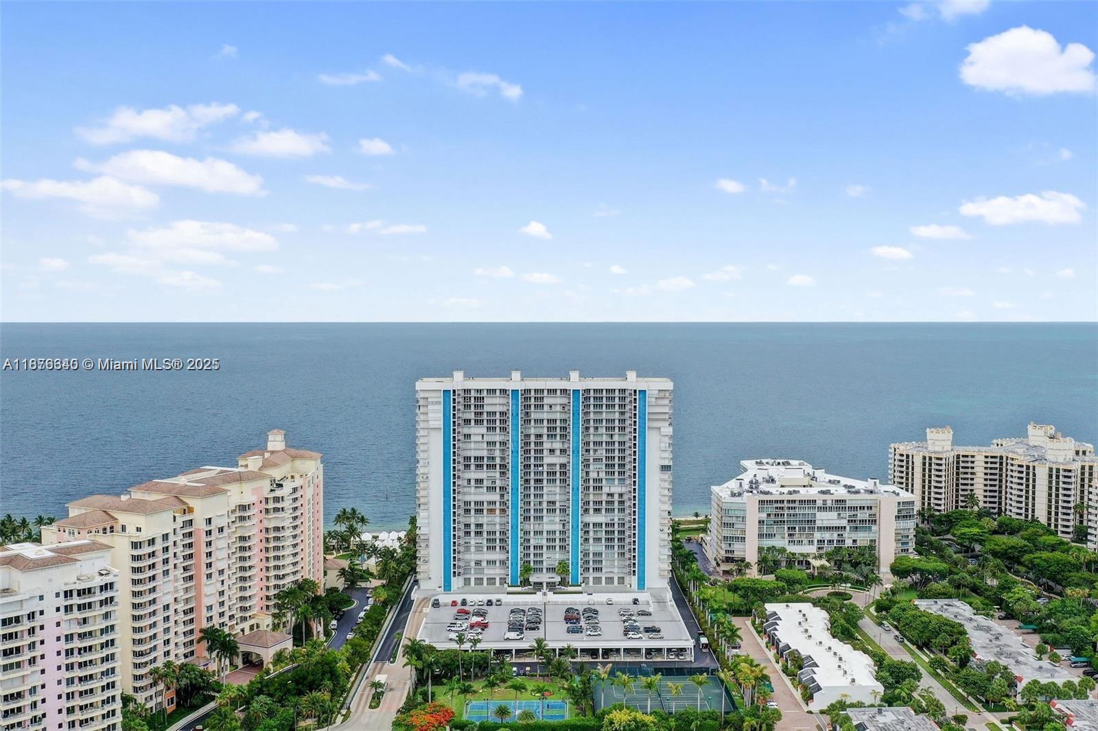 881 Ocean Dr #19C