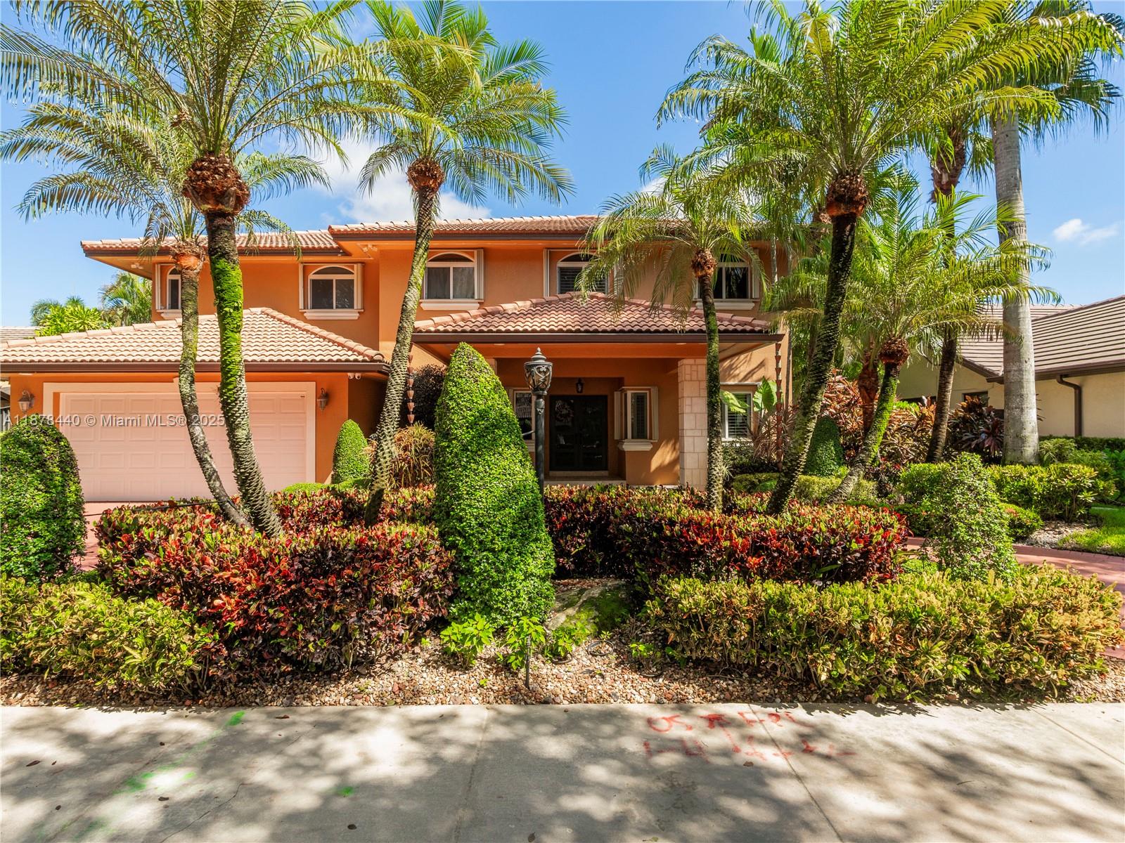 8311 NW 166th Ter Miami Lakes, FL 33016