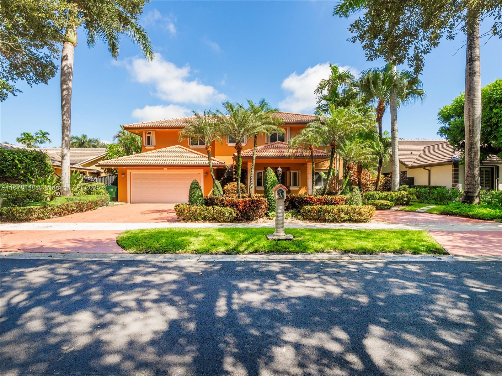 8311 NW 166th Ter Miami Lakes, FL 33016