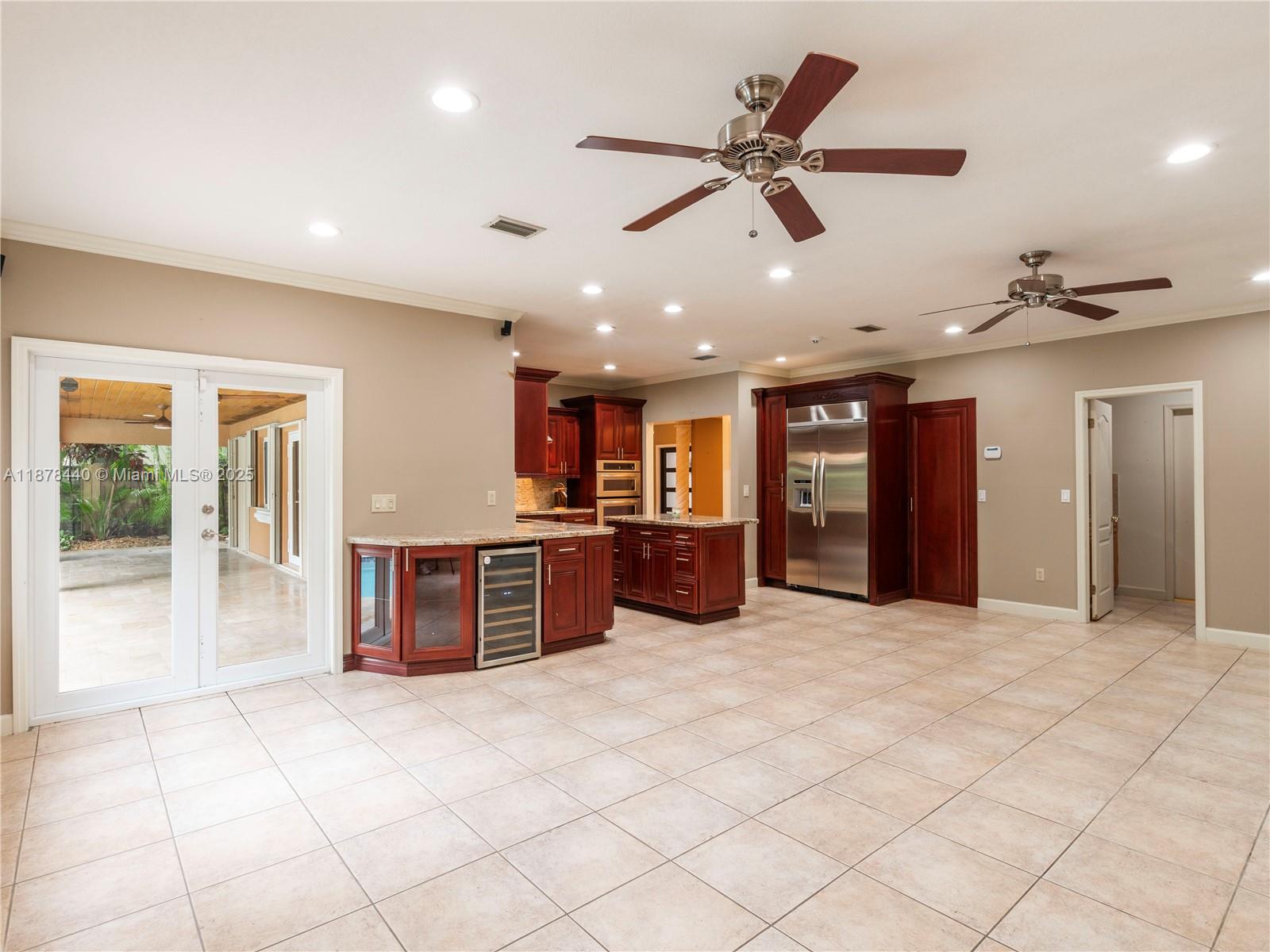 8311 NW 166th Ter Miami Lakes, FL 33016