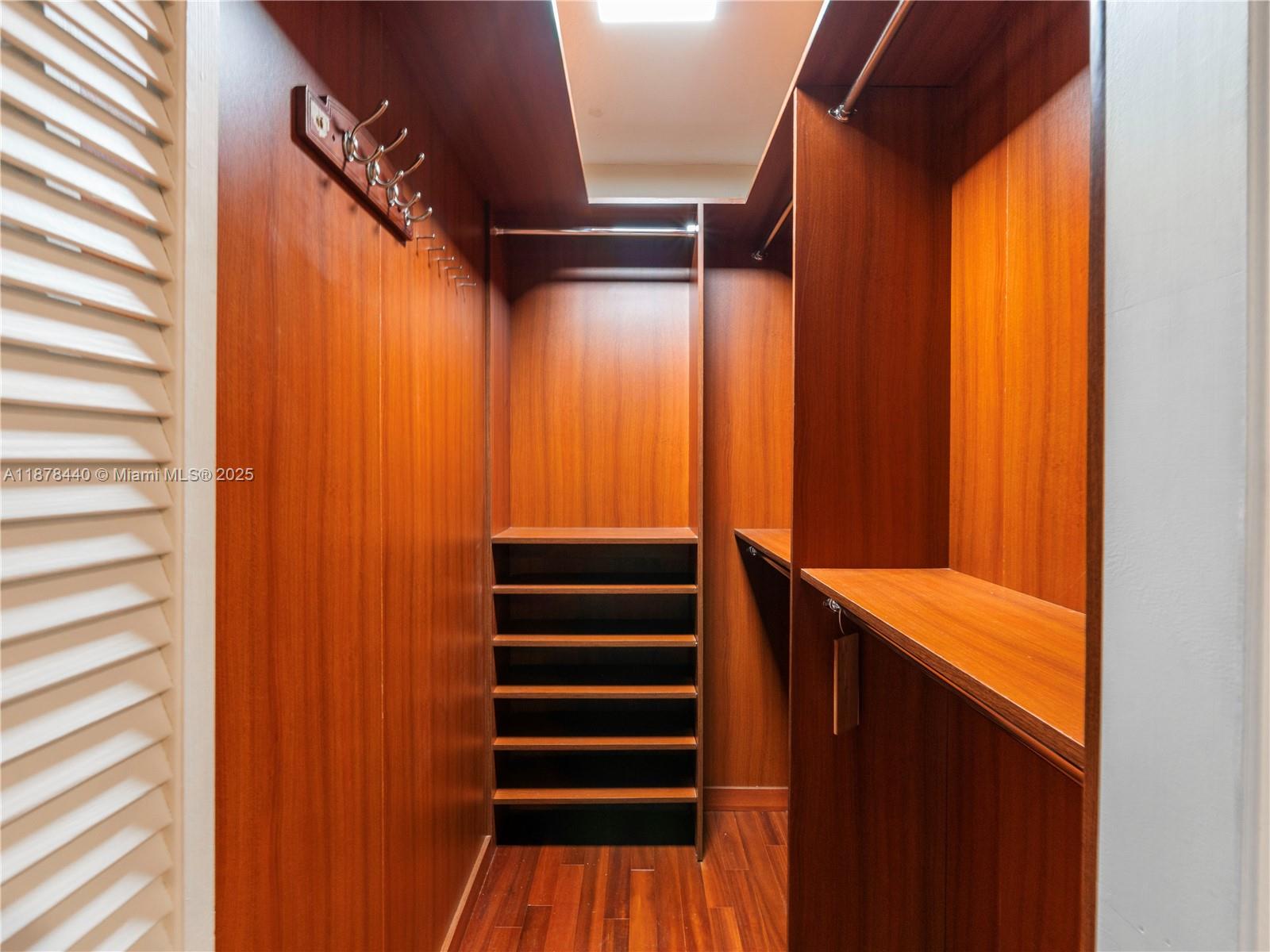 8311 NW 166th Ter Miami Lakes, FL 33016