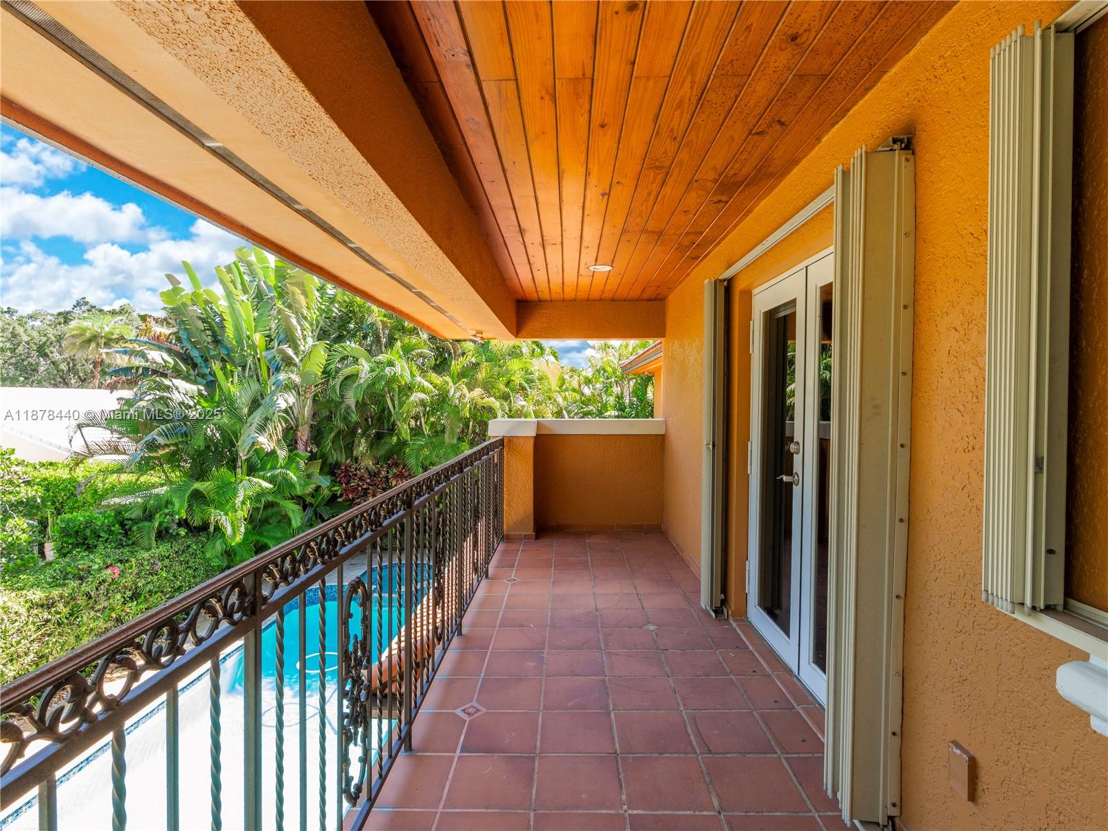 8311 NW 166th Ter Miami Lakes, FL 33016